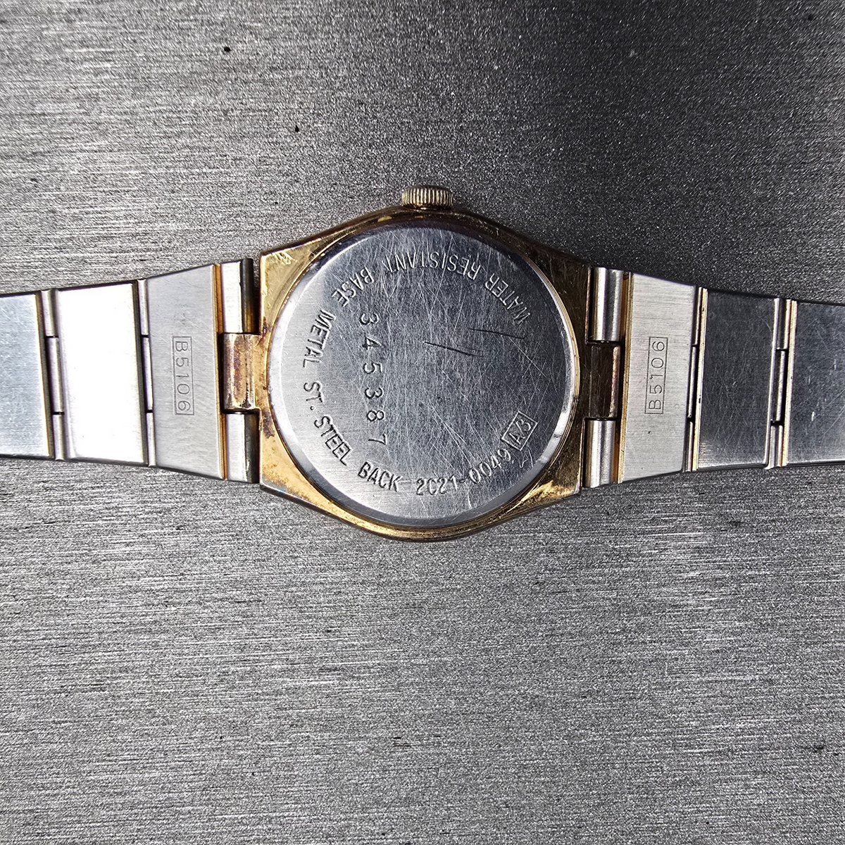 Seiko Watch Women 22mm Gold Dial Gold Round 2C21-0049 New Battery Vintage JP2310