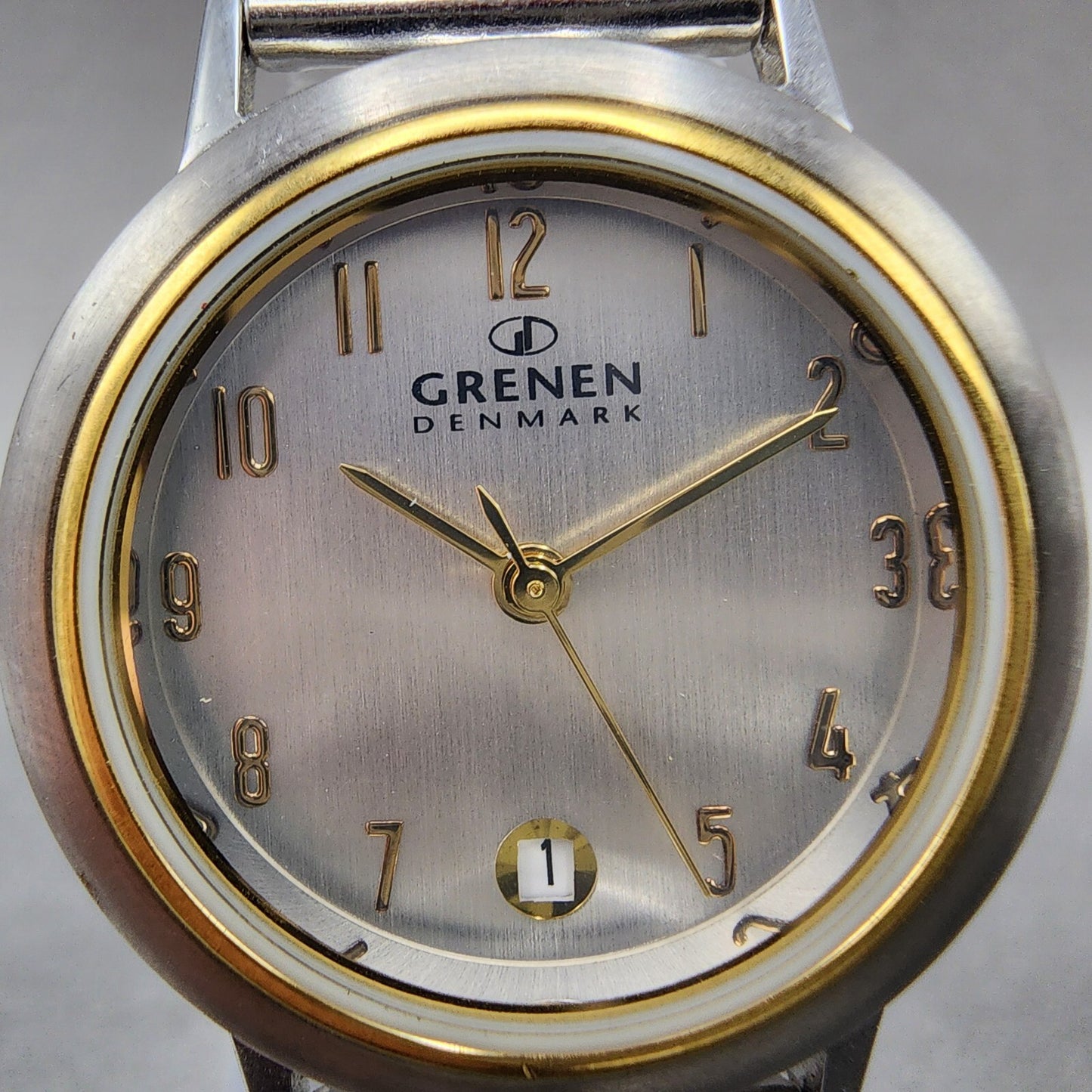 Skagen Grenen Watch Women 28mm Silver Dial Steel Date Mesh Band New Battery