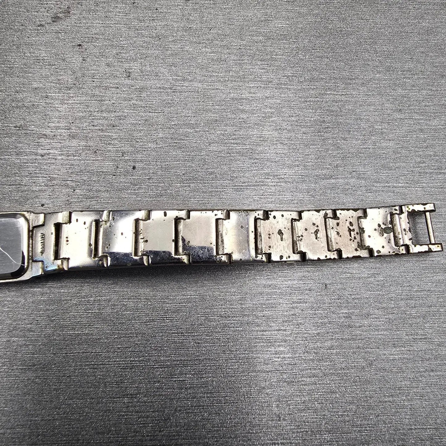 Seiko Watch Women 13mm White Dial Silver Tone Rectangle V220-5769 New Battery12