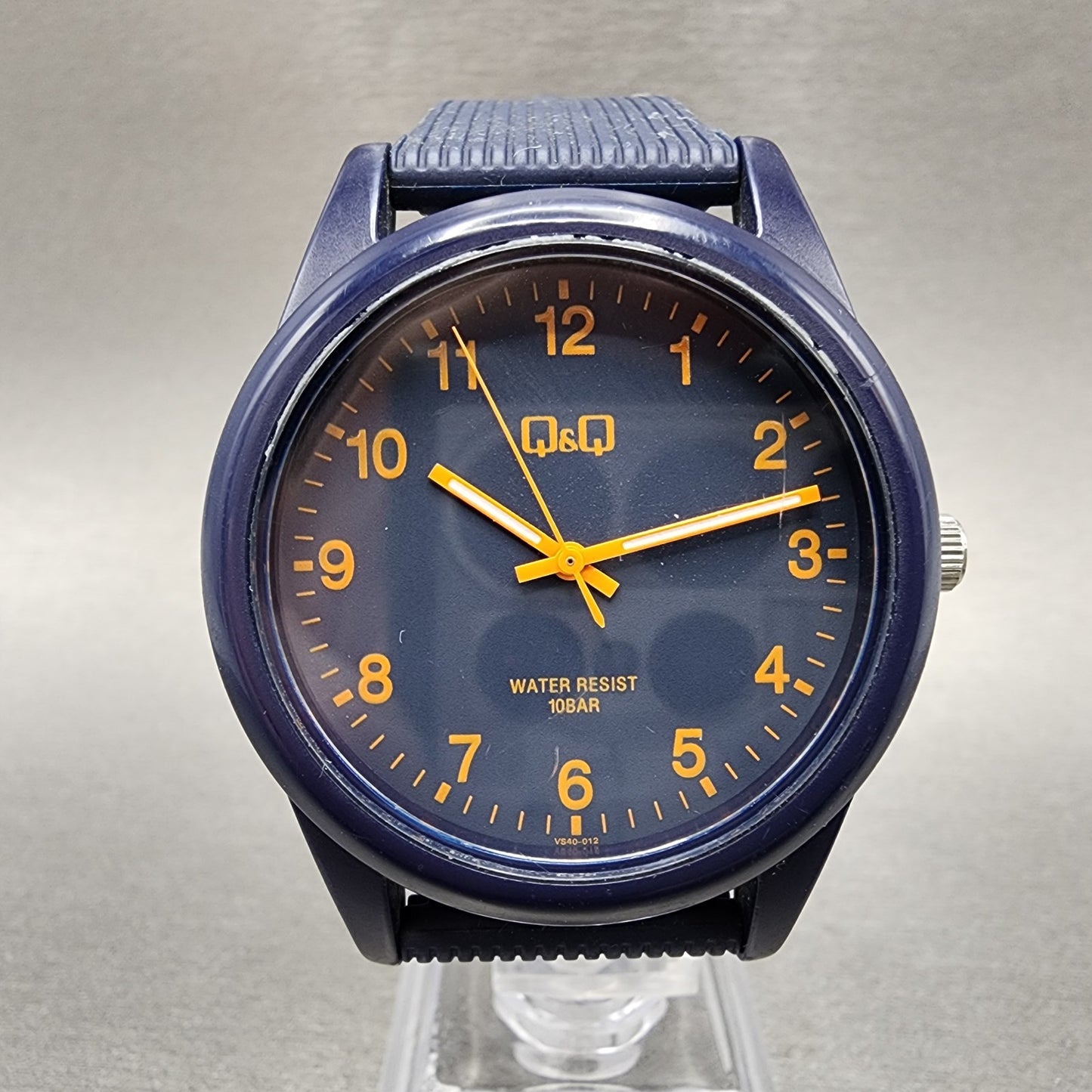Citizen Q&Q Watch Men 40mm Blue Dial Blue Tone Round Resin Band New Battery