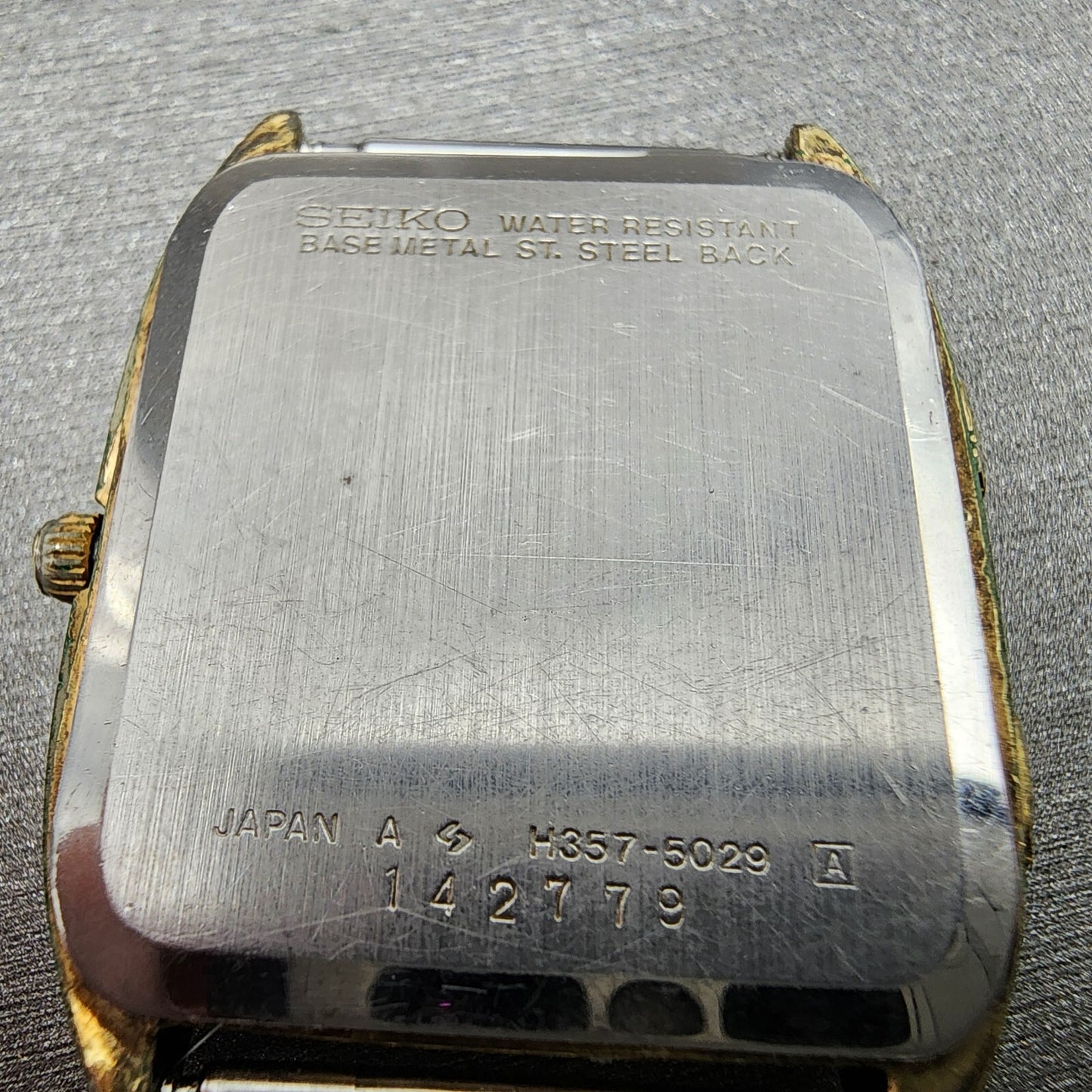 Seiko Analog Digital Watch Men 31mm Gold Dial Gold Tone H357-5029 PARTS