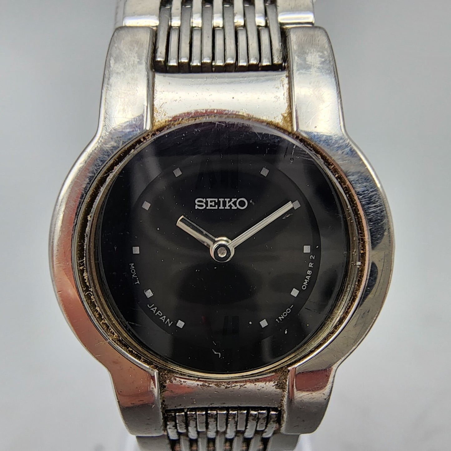 VTG Seiko Watch Women 20mm Black Dial Silver Tone Round 1N00-0HM0 New Battery