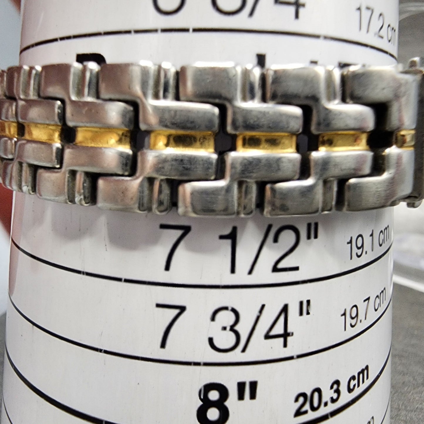 Bulova Watch Women 25mm White Dial Two Tone Date Round 98u16 New Battery10