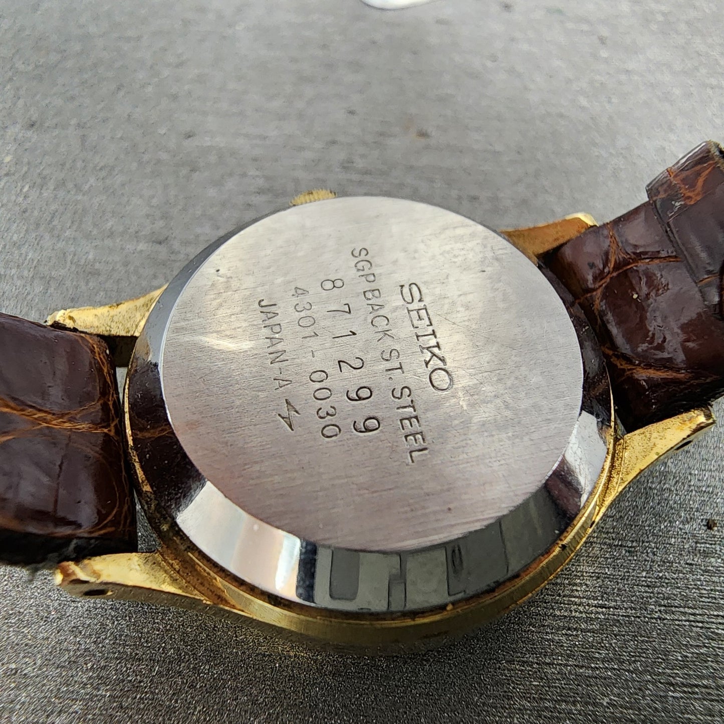 Seiko Watch Women 23mm Champagne Dial Gold Tone 4301-0030 New Battery