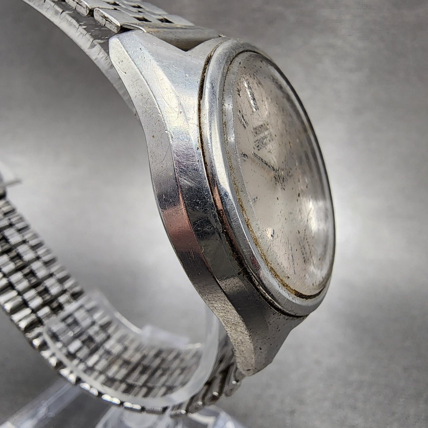Seiko 5Actus Watch Men 38mm Silver Dial Silver Tone Daydate 7019-7060 Runs