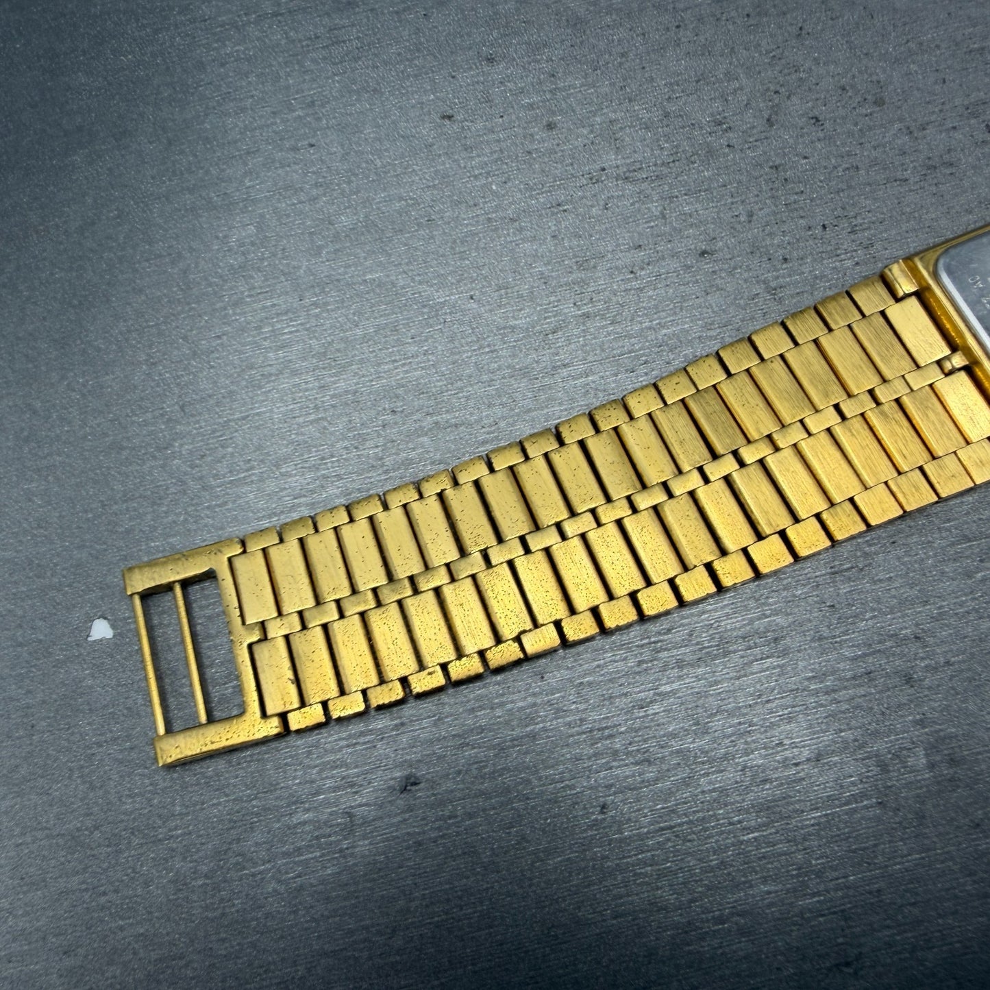 Bulova Tank Watch Men 25mm Black Dial Gold Tone READ!!!! Rectangle 92M51 New Bat10