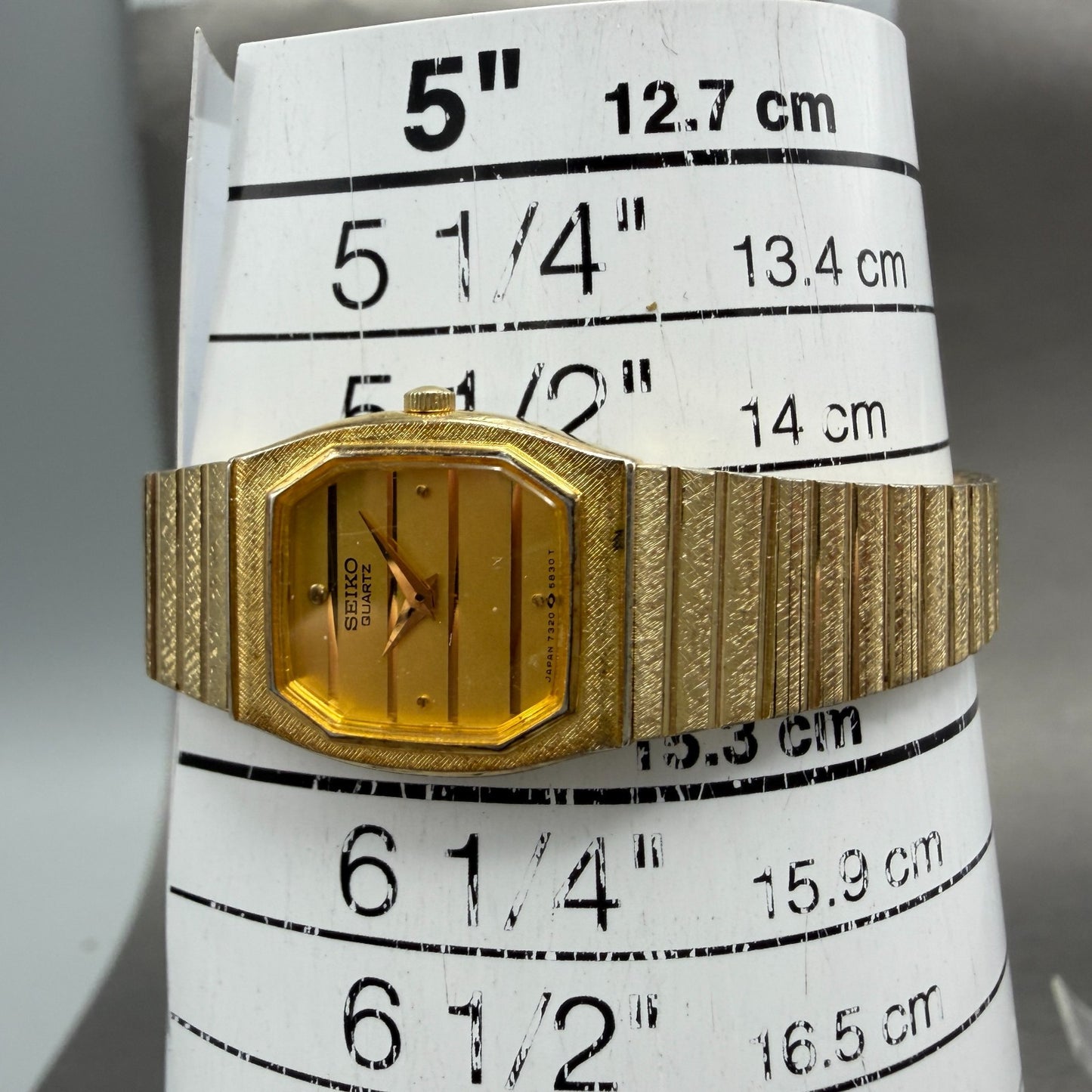 Seiko Watch Women 18mm Champagne Dial Gold Tone Rectangle 7320-5499 New Battery10