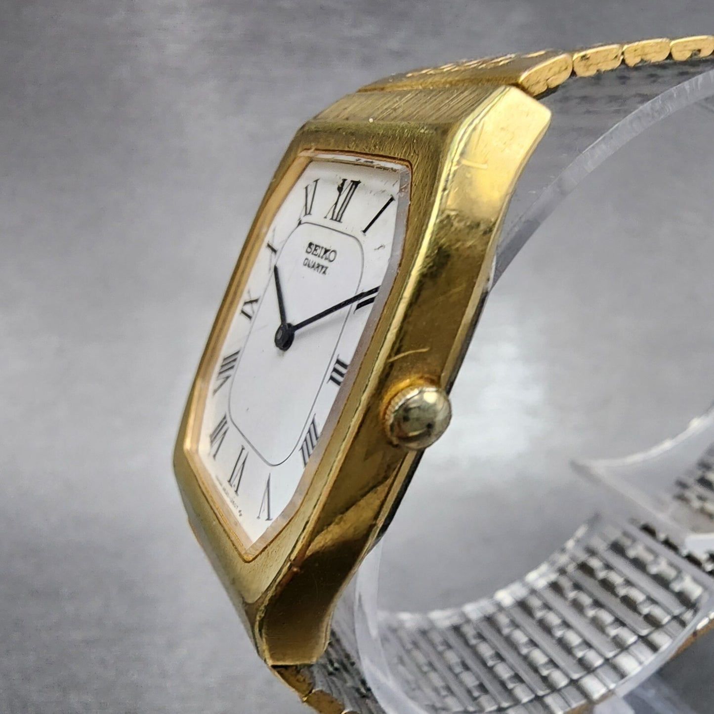 Seiko Tank Watch Men 26mm White Dial Gold Tone Rectangle 2620-5640 PARTS