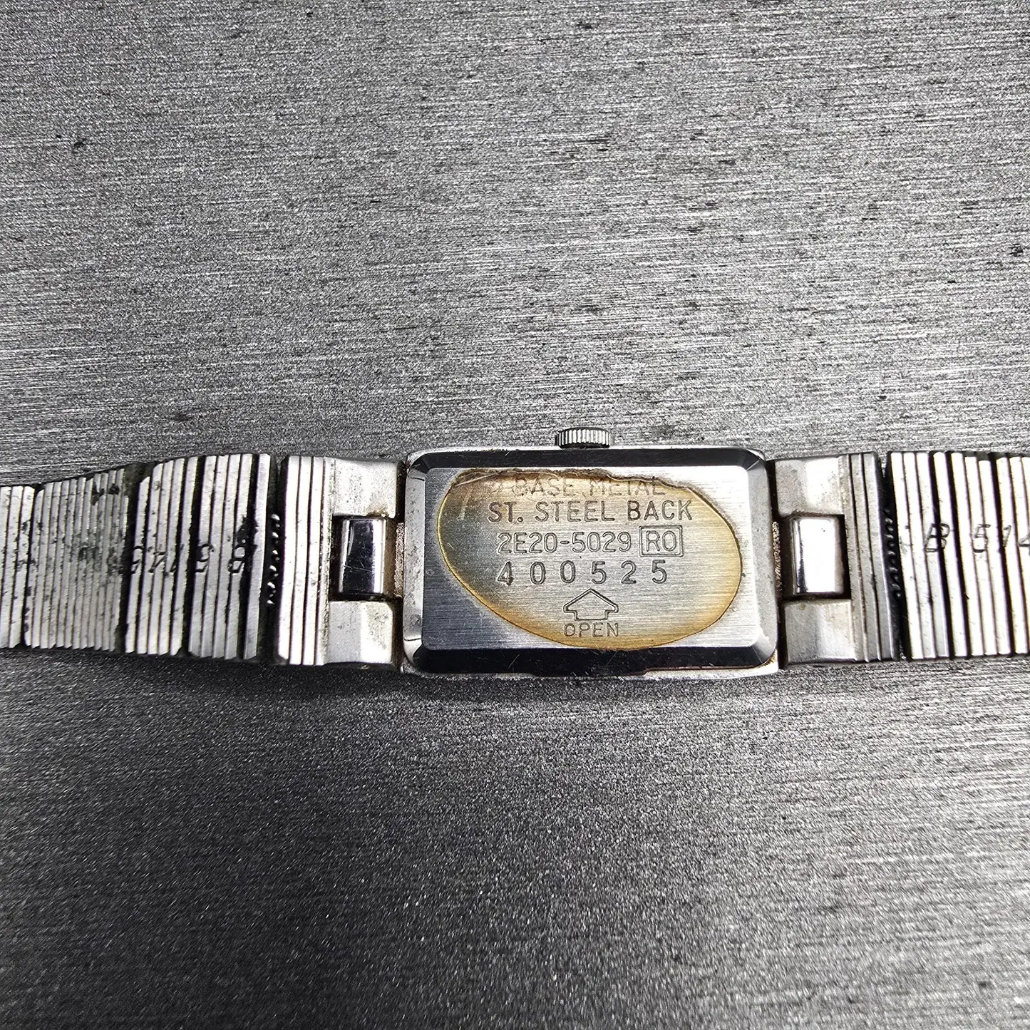 Seiko Tank Watch Women 12mm Silver Dial Silver Tone Rectangle 2E20-5029 New Batt10