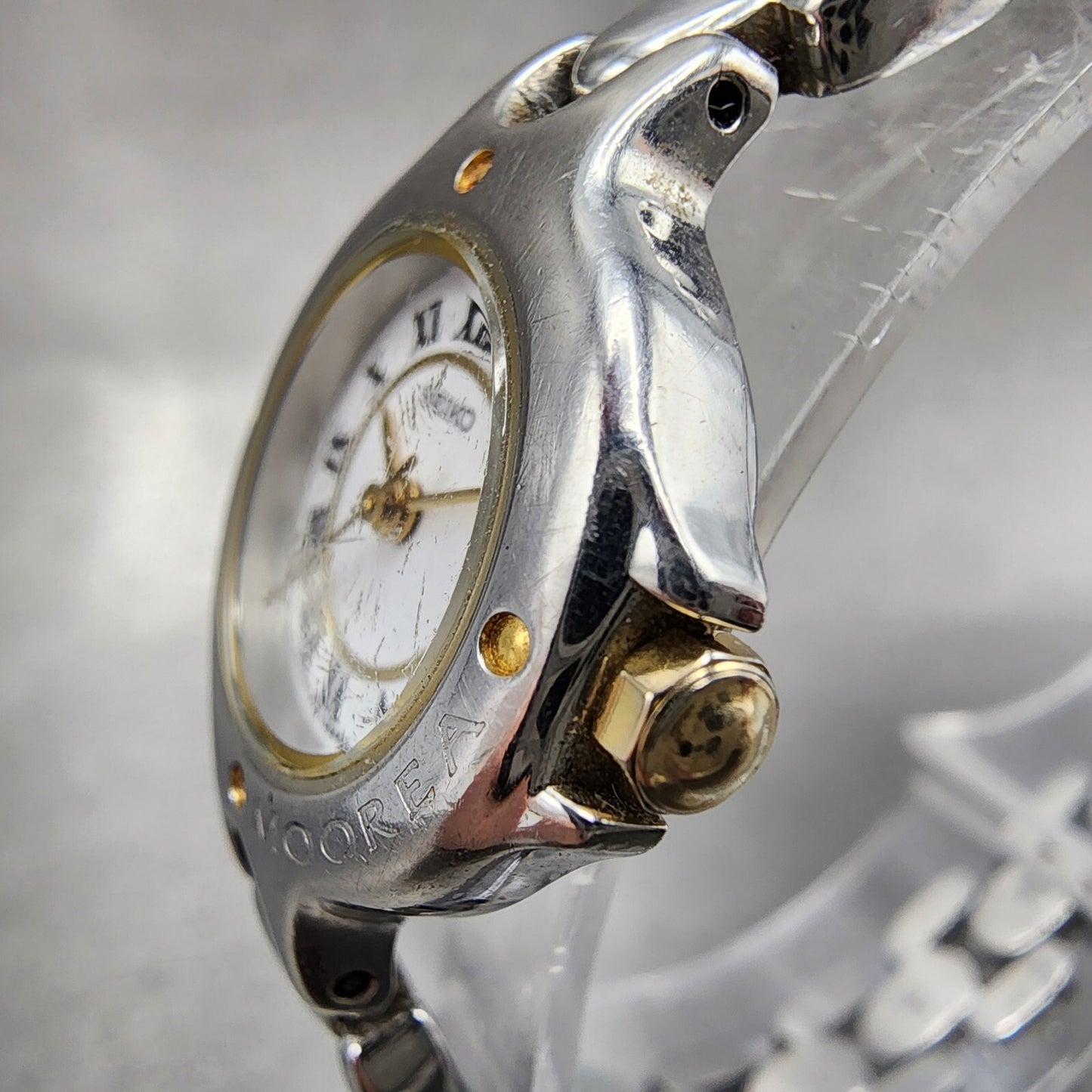 Seiko Watch Women 20mm White Dial Two Tone Round 1f21-0a50 New Battery