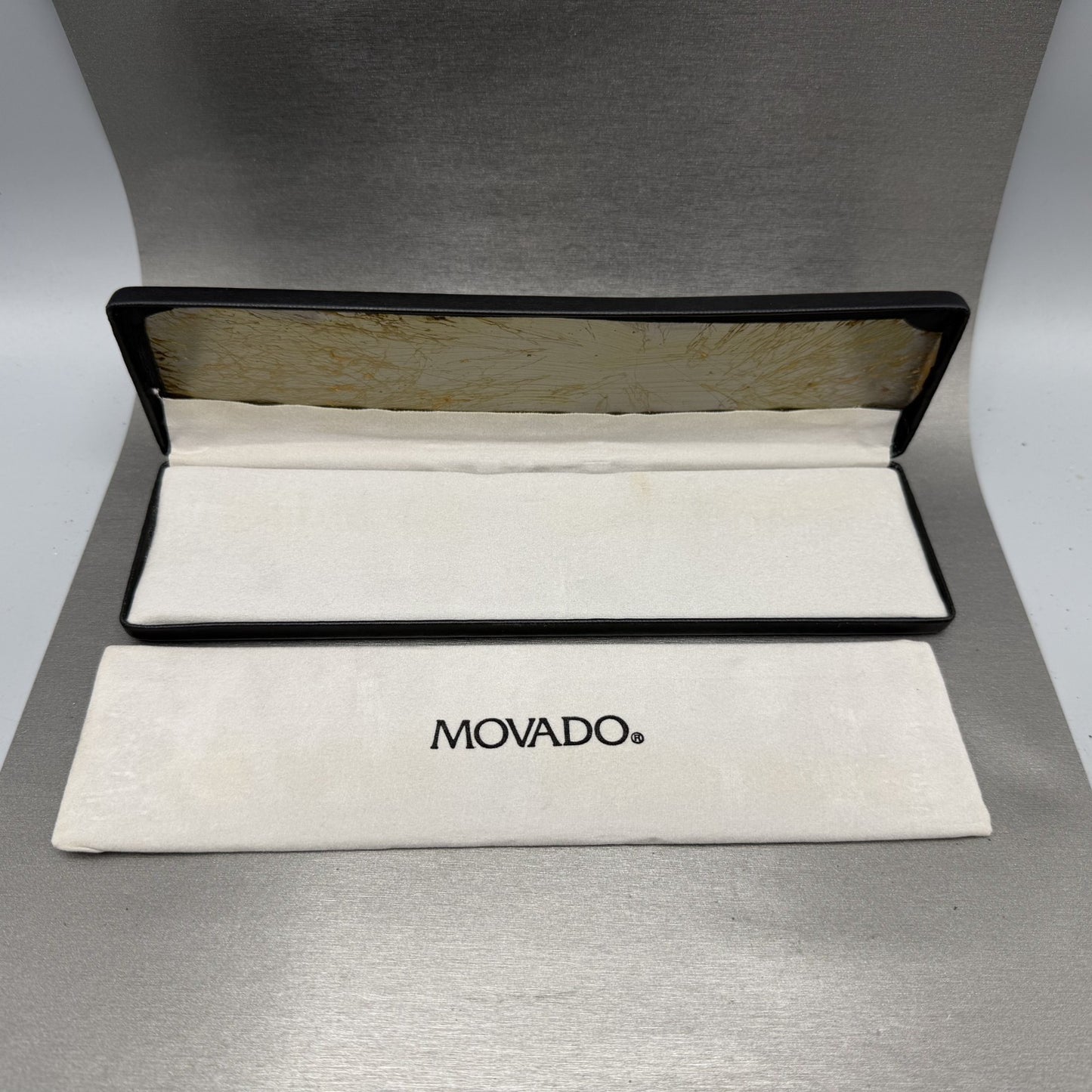 Movado Museum Watch Men 31mm Black Dial Gold Tone Round 8733882 New Battery13