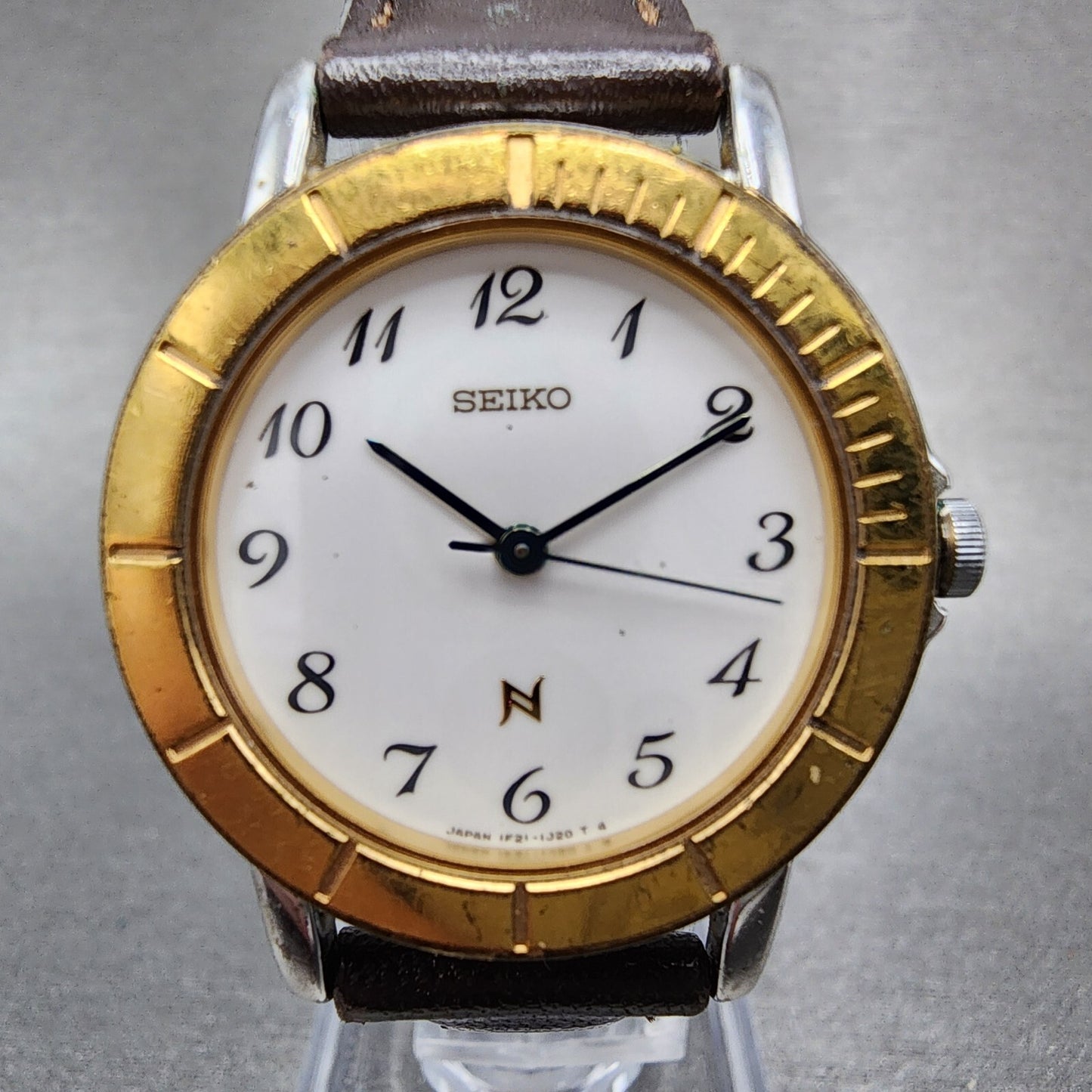 Seiko Watch Women 29mm White Dial Two Tone 1f21-0k90 New Battery