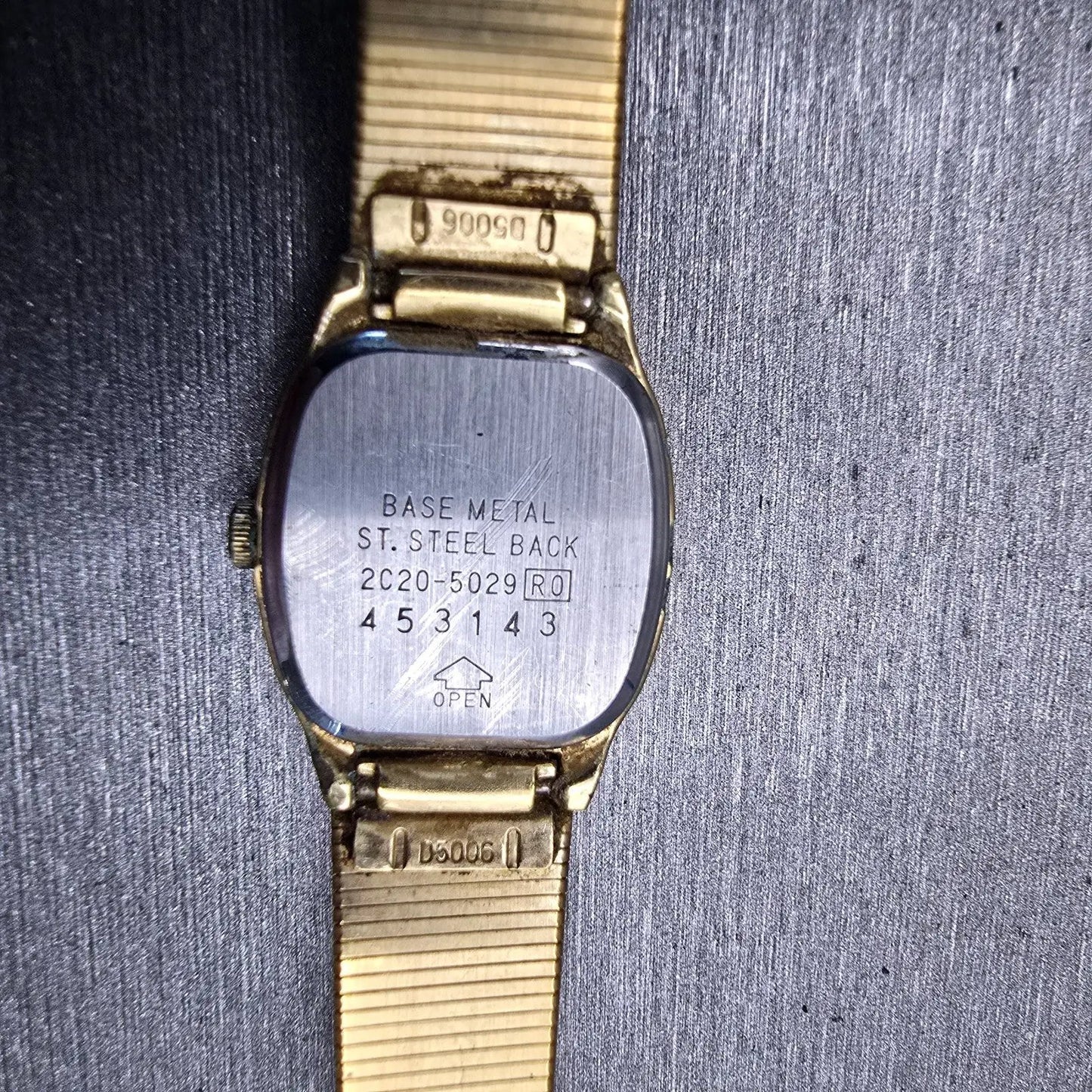Seiko Watch Women 18mm Champagne Dial Gold Tone Oval 2C20-5029 New Battery VTG10