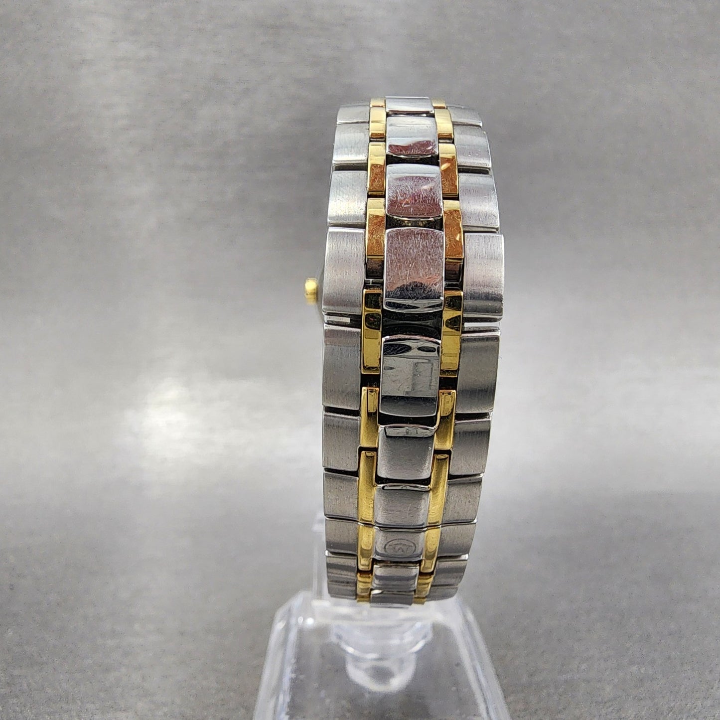 Movado Museum Watch Women 26mm Black Dial Two Tone Round 0606959 New Battery