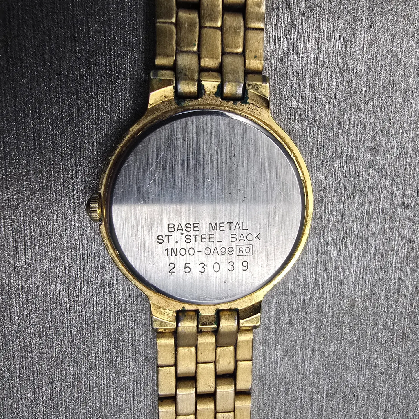 Seiko Watch Women 22mm Black Dial Gold Tone Round 1N00-0A99 New Battery Vintage10