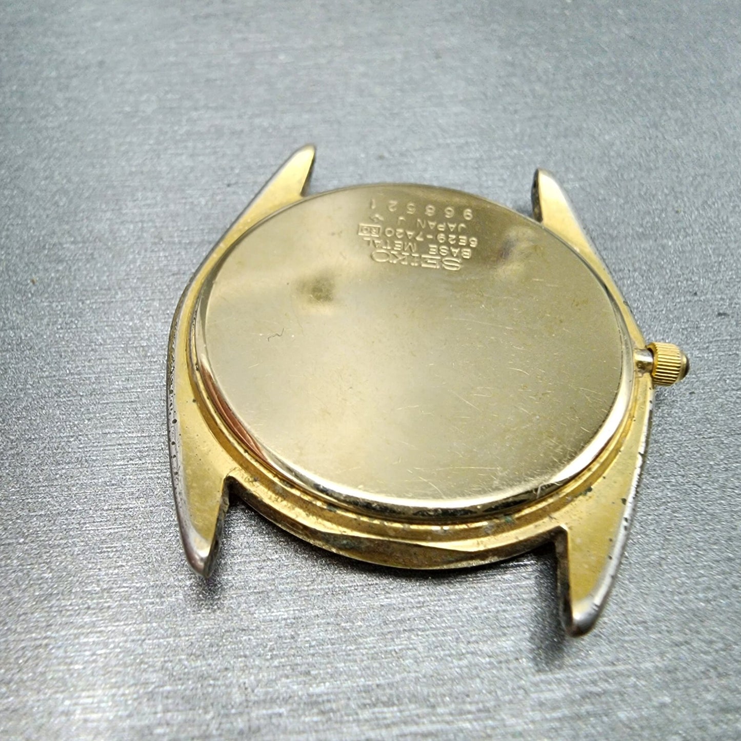 Seiko Watch Men 34mm White Dial Gold Tone Date Round 5E29-7A20 PARTS
