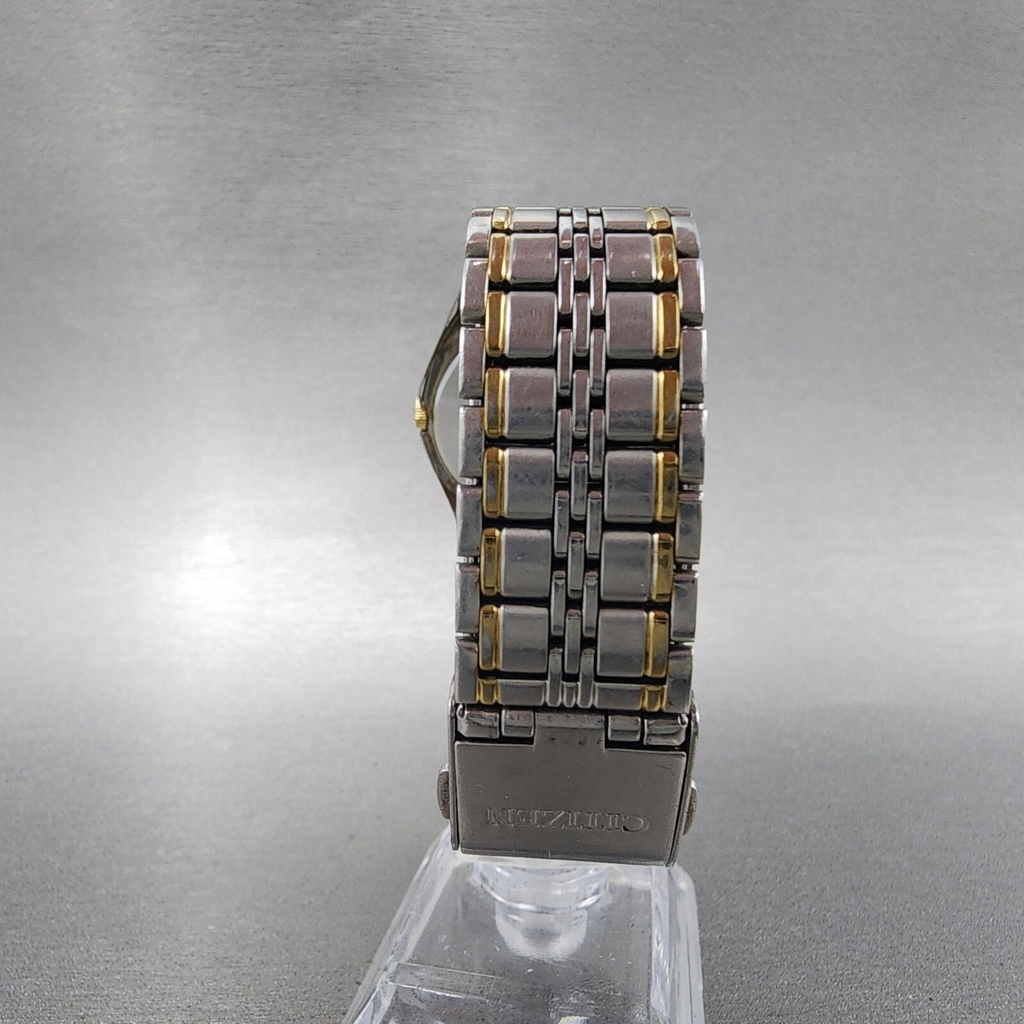 Citizen Eco-Drive Junction Watch Men 35mm Silver Dial Two Tone Round E030 Runs A