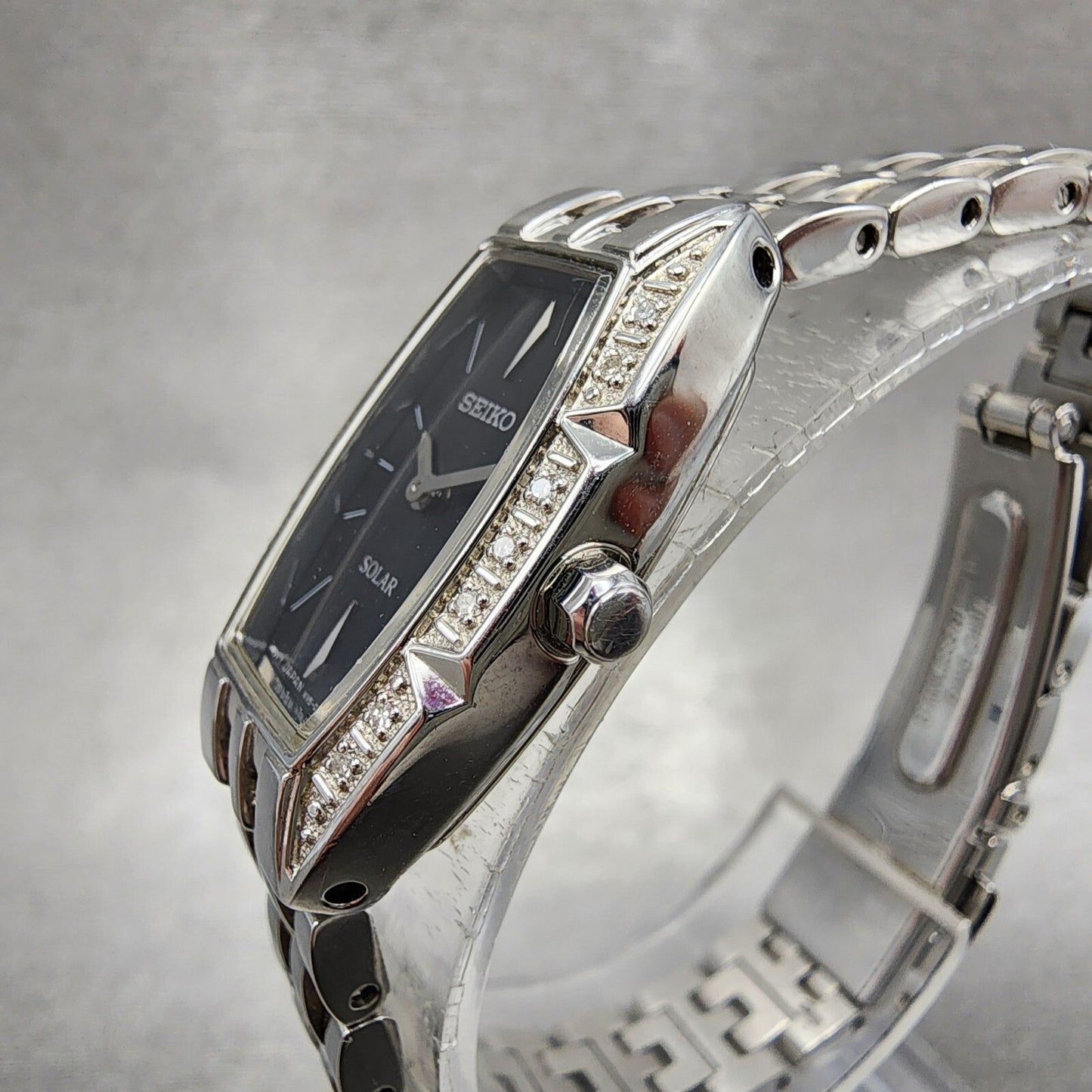 Seiko Solar Tank Watch Women 18mm Black Dial Silver Tone V115-0an0 Runs