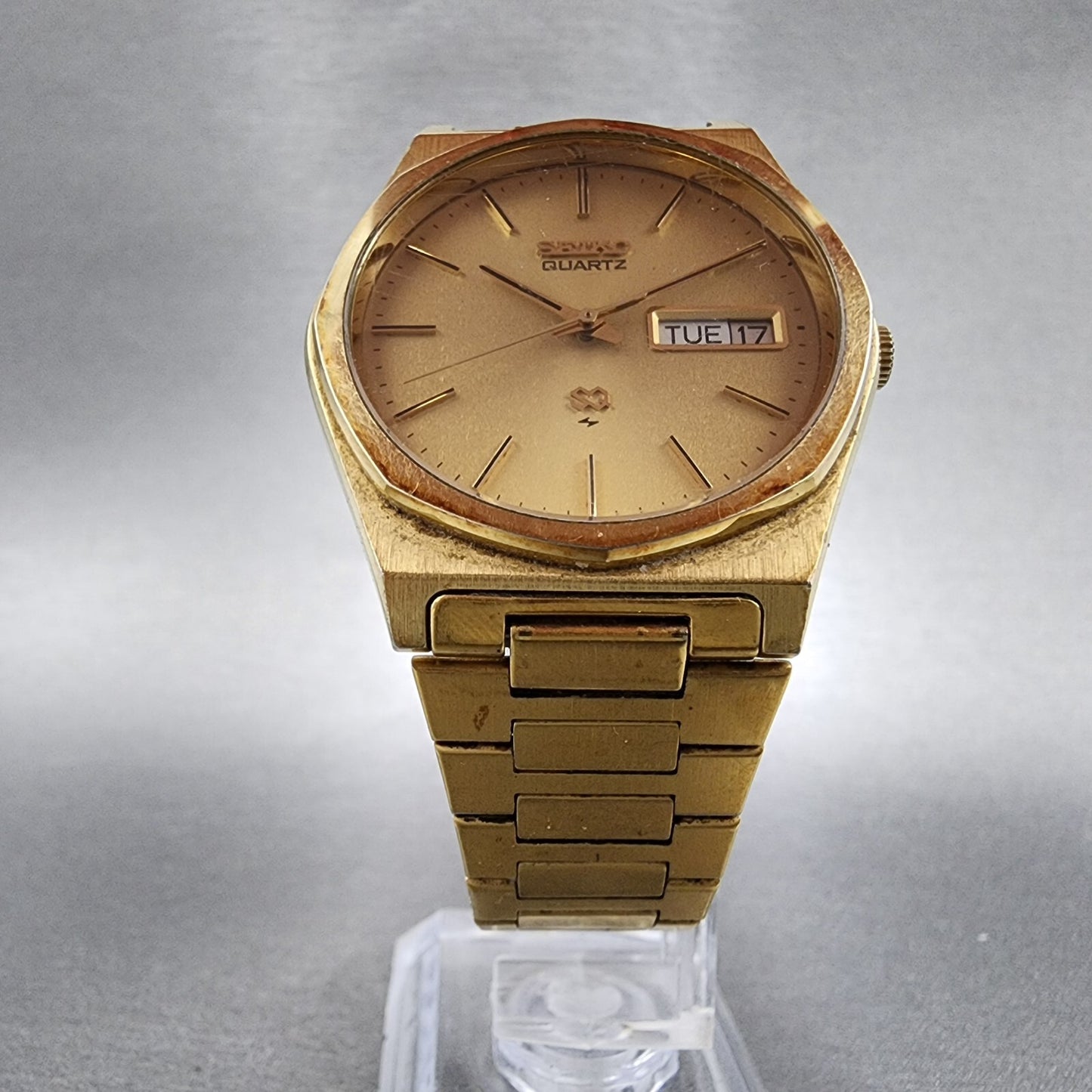 Seiko SQ Watch Men 36mm Gold Dial Gold Tone Daydate Round 7126-8009 New Battery