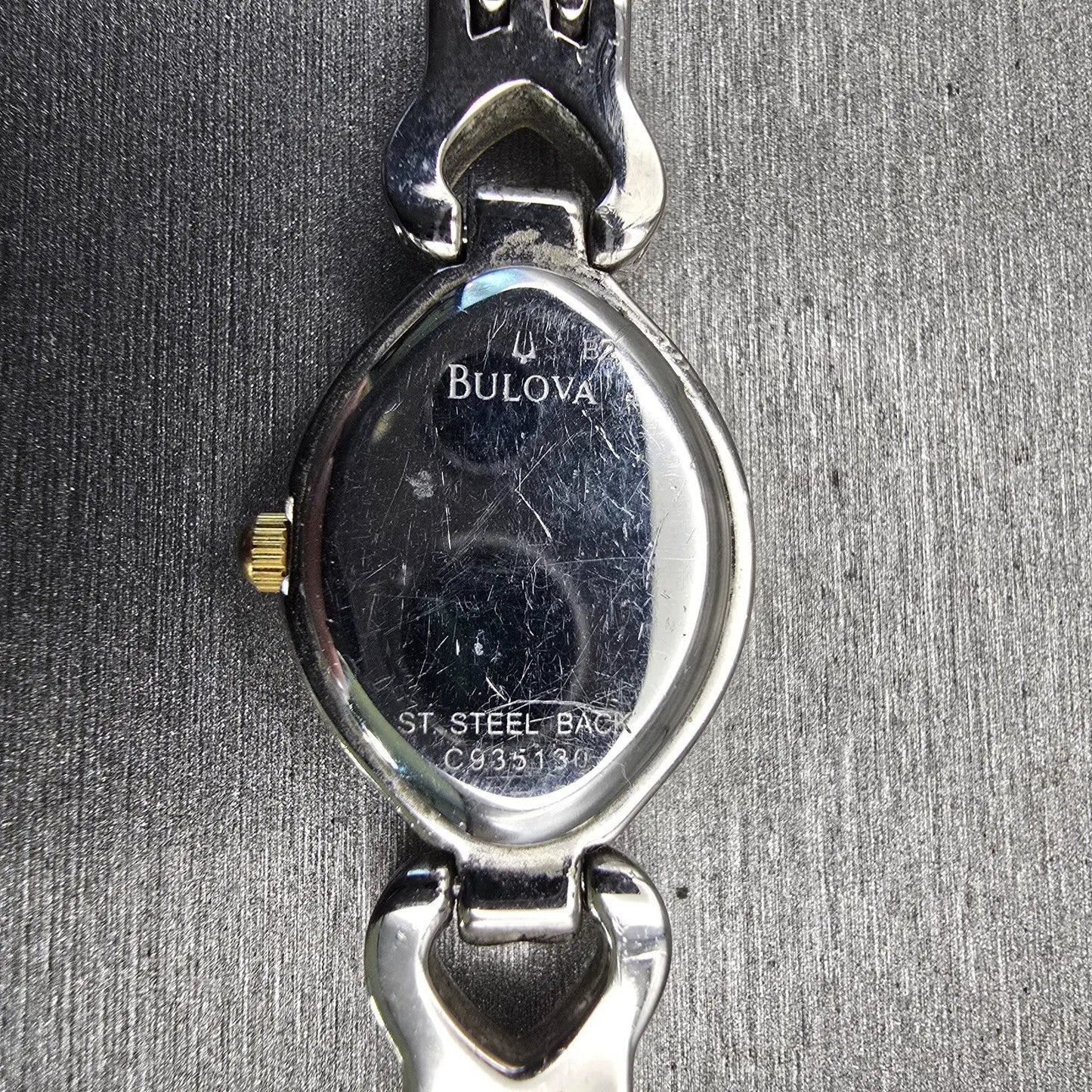 Bulova Caravelle Watch Women 18mm White Dial Silver Tone Gemmed 45L96 New Batt10