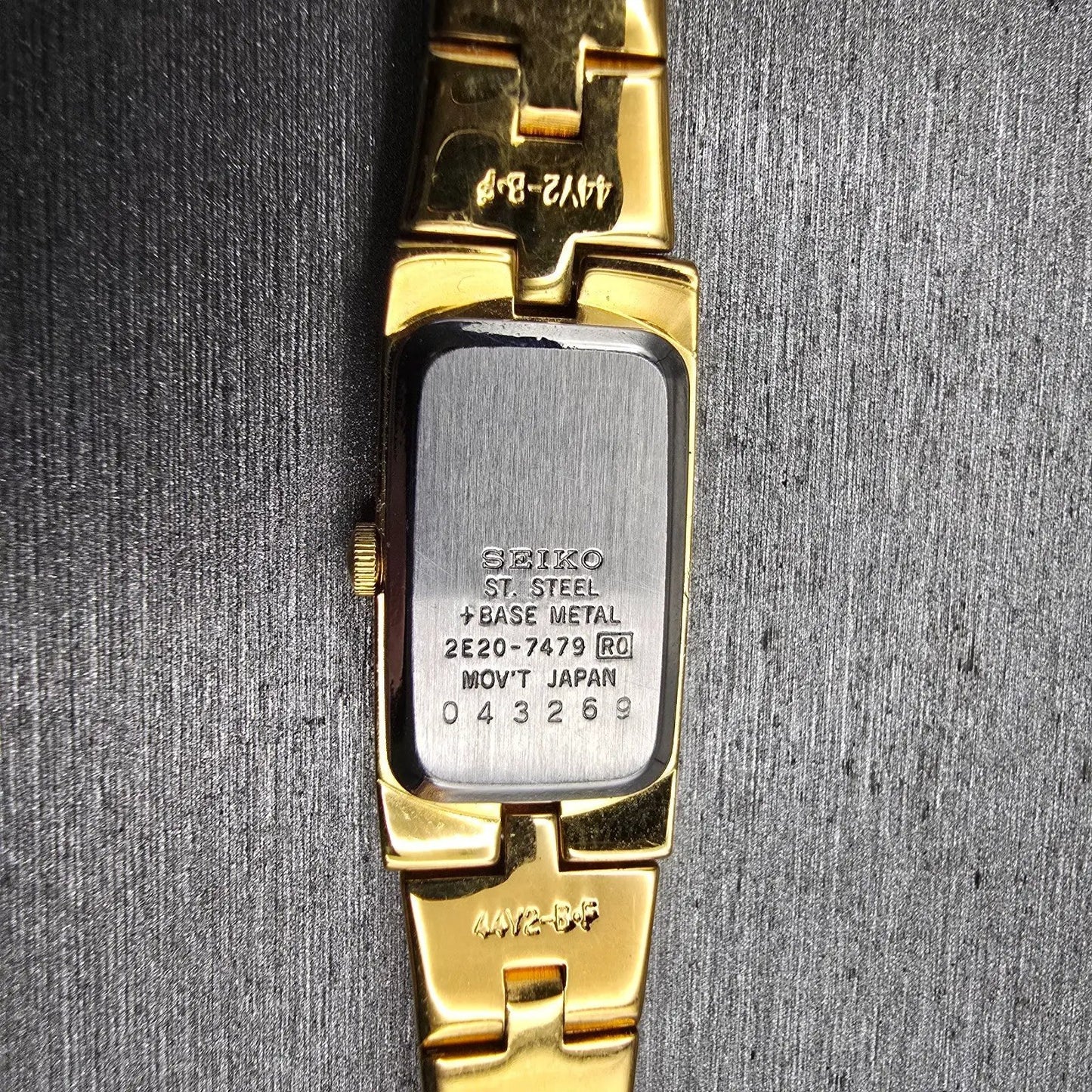 Seiko Watch Women 13mm Gold Dial Gold Tone Rectangle 2E20-7479 New Battery VTG10