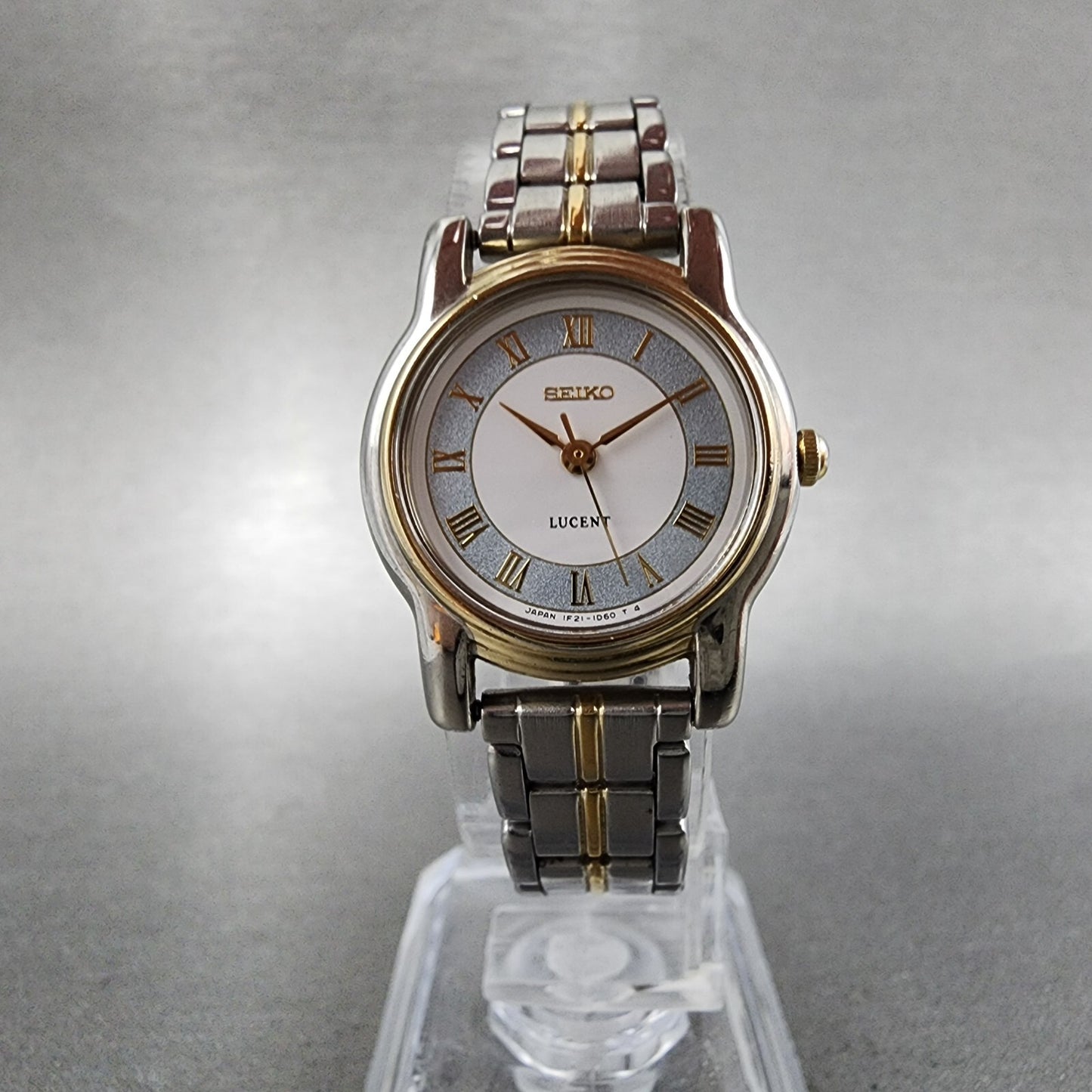 Seiko Lucent Watch Women 22mm White Dial Two Tone Round 1f21-0j80 New Battery