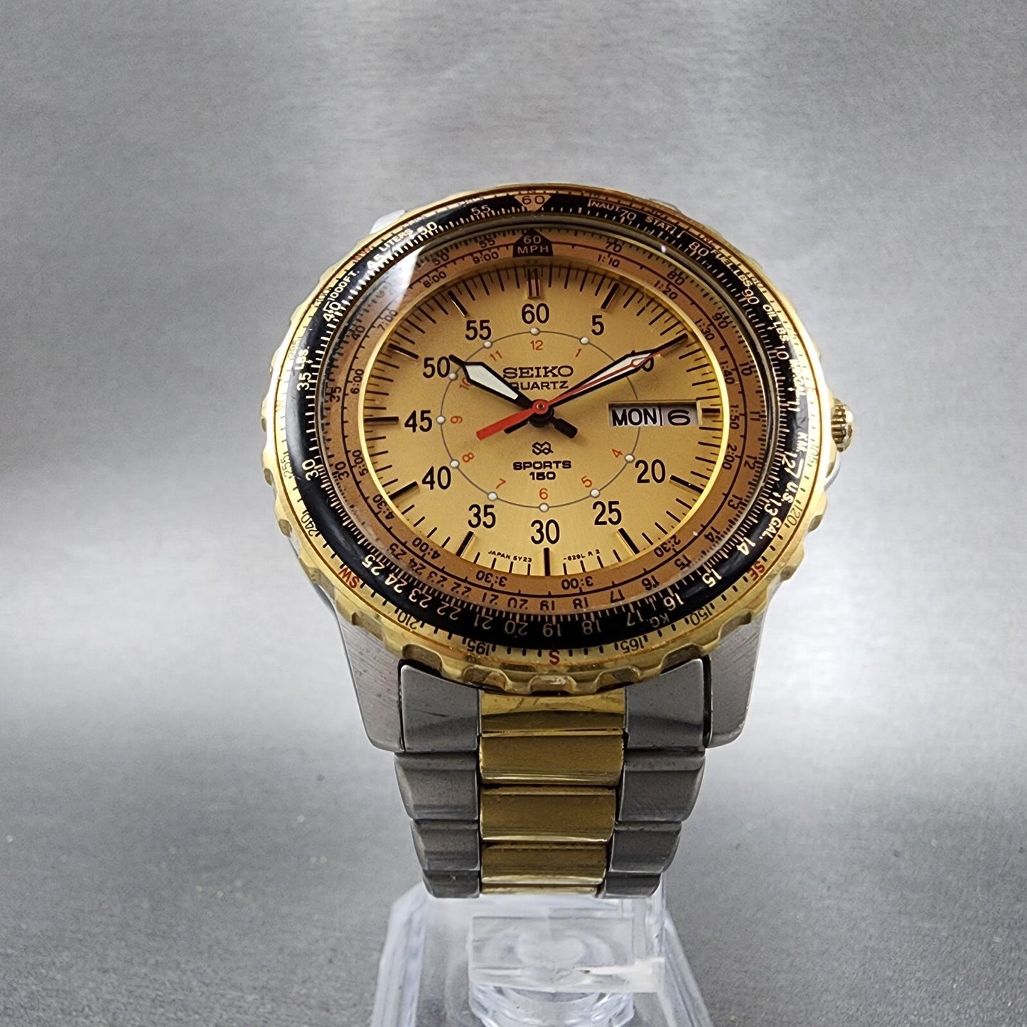 Seiko SQ Sports 150 Watch Men 41mm Gold Dial Two Tone Daydate Round New Battery