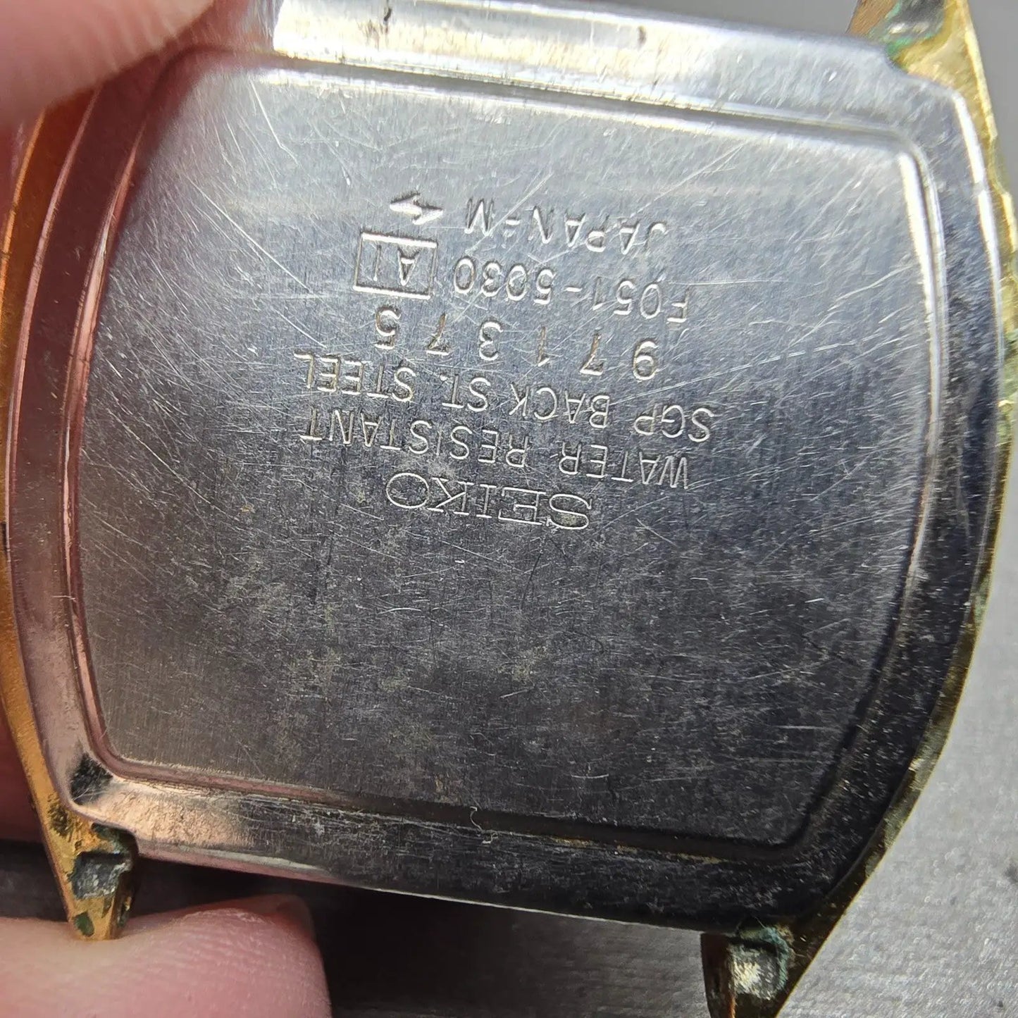 Seiko Digital Watch Men 33mm Brown Dial Gold Tone Daydate F051-5030 PARTS13