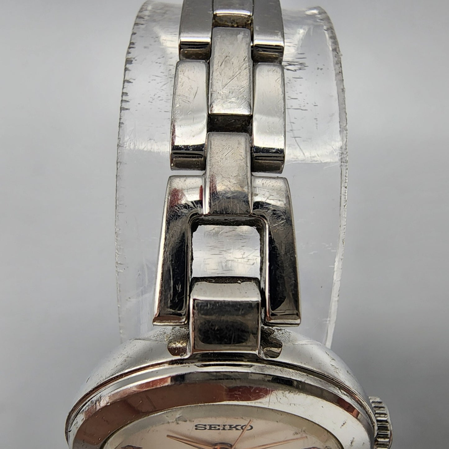 Seiko Watch Women 21mm White Dial Silver Tone Round 1N01-0PK0 New Battery