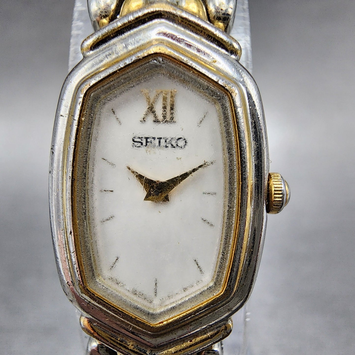 Seiko Watch Women 15mm White Dial Two Tone Y150-5m80 Hexagon New Battery