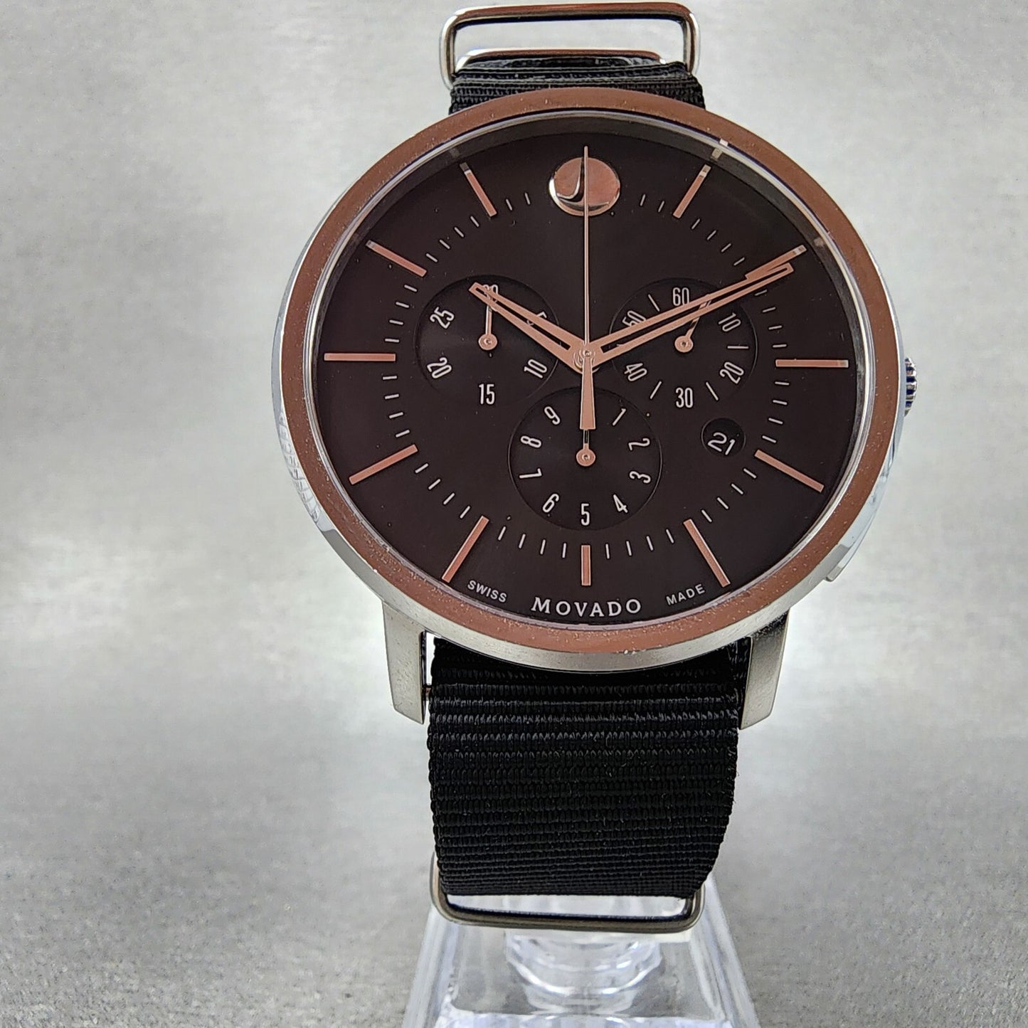 Movado Chronograhp Watch Men 42mm Black Dial Steel Date Round 0606886 New Batt