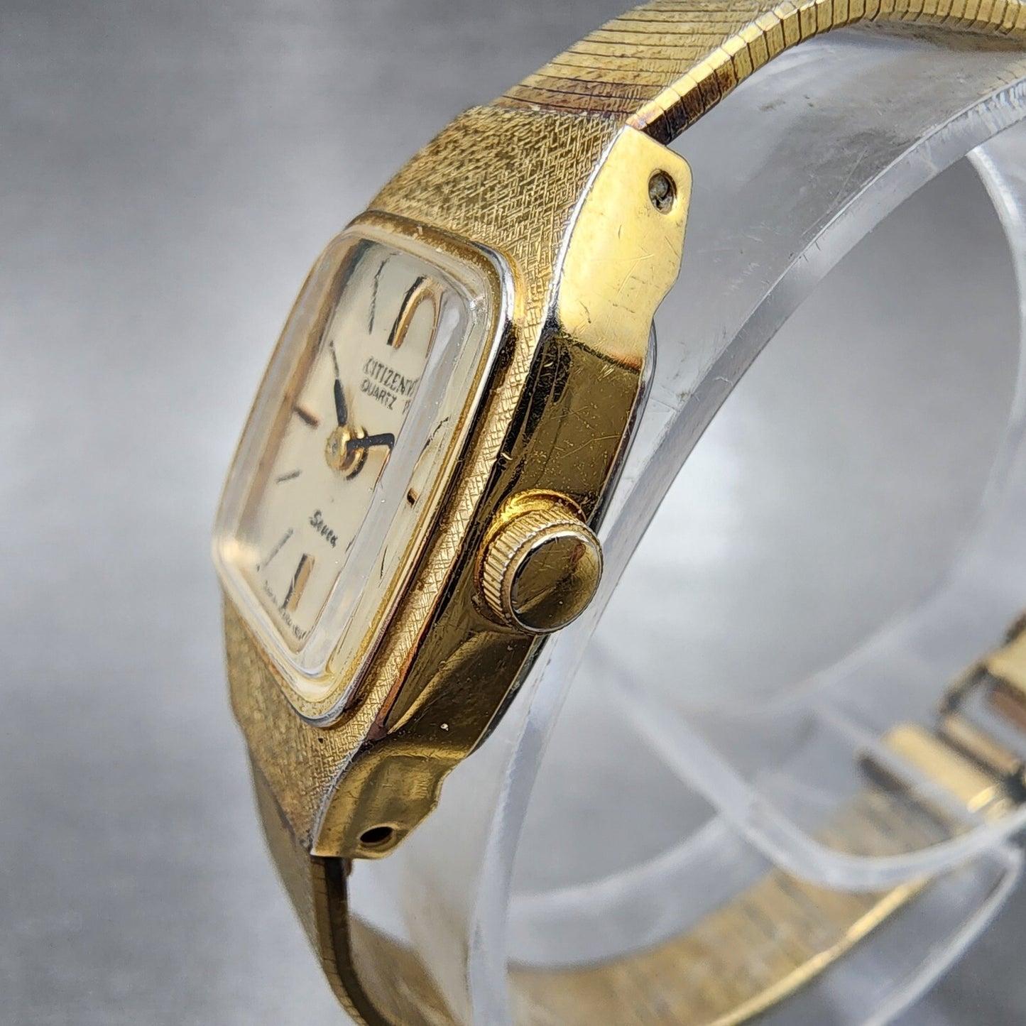 VTG Citizen Seven Watch Women 16mm Champagne Dial Gold Tone Rectangle New Batt