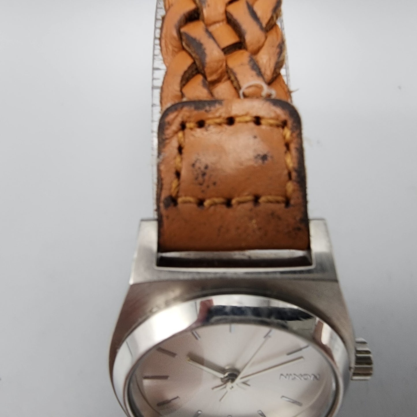 Nixon The Time Teller Watch Women 26mm Silver Dial Silver Tone Round New Battery