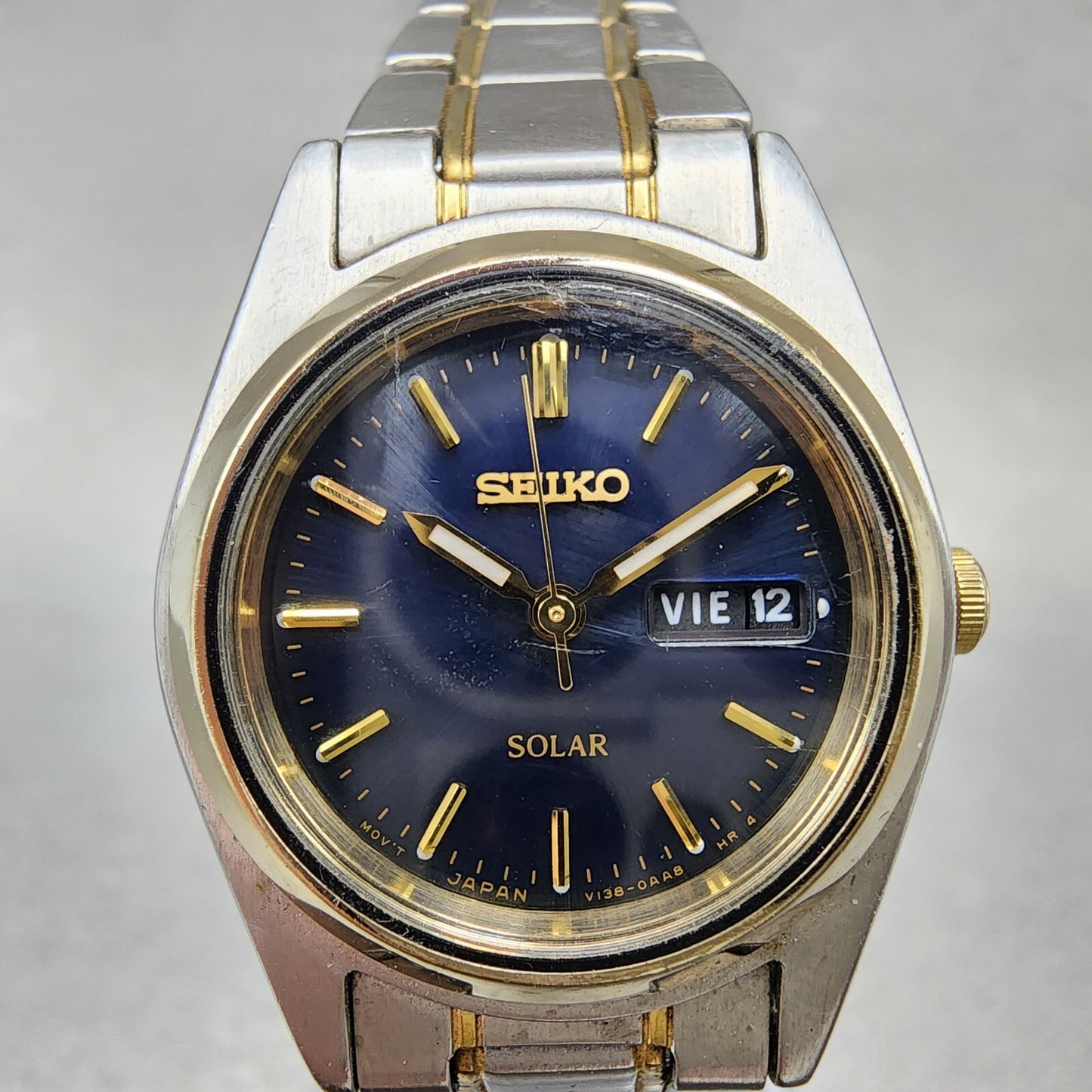 Seiko Solar Watch Women 25mm Blue Dial Two Tone Daydate Round V138-0AA0 Runs