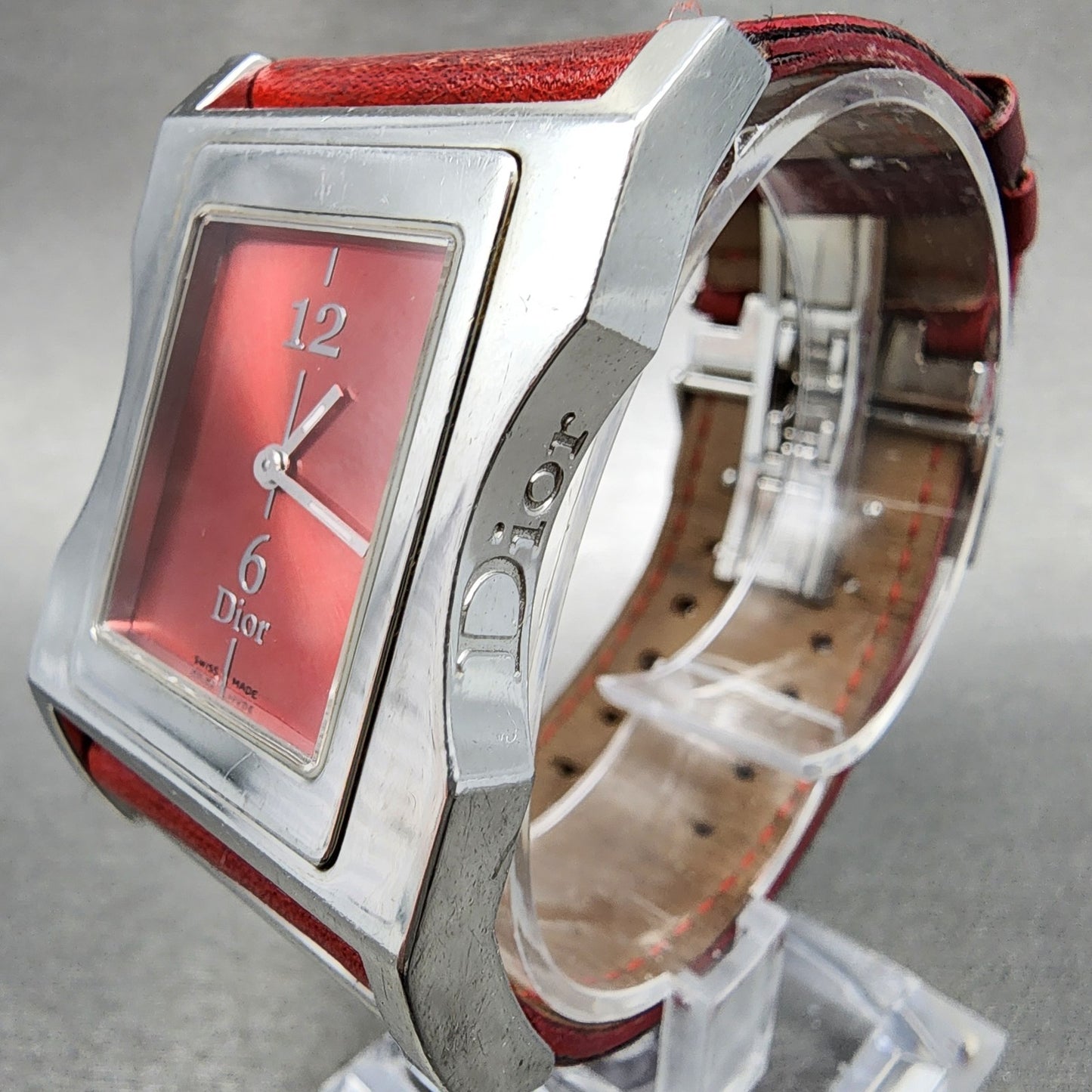 Christian Dior 47 Watch Women 30mm Red Dial Stainless Steel Swiss new Battery