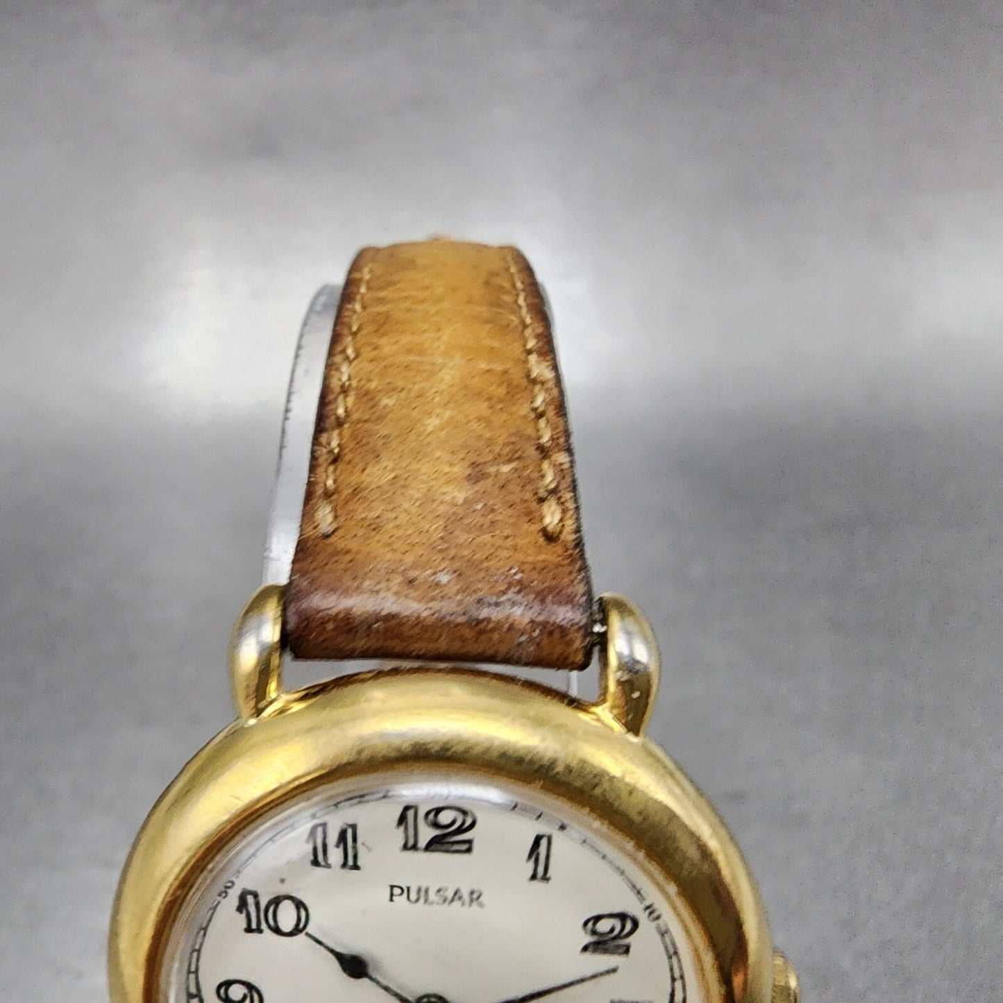 Pulsar Watch Women 29mm Cream Dial Gold Tone Date Round V821-0350 New Battery
