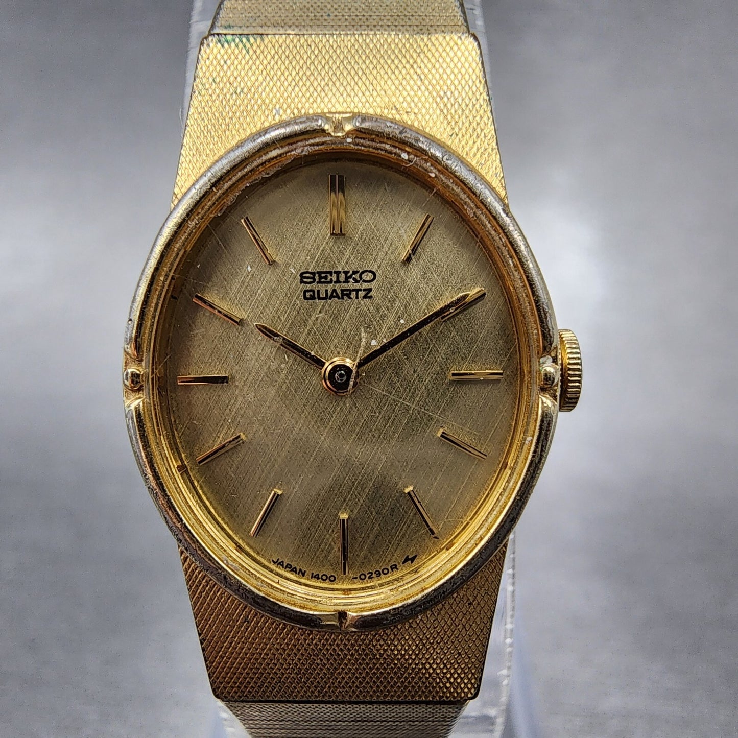Seiko Watch Women 17mm Gold Dial Gold Tone Oval 1400-5219 New Battery VTG