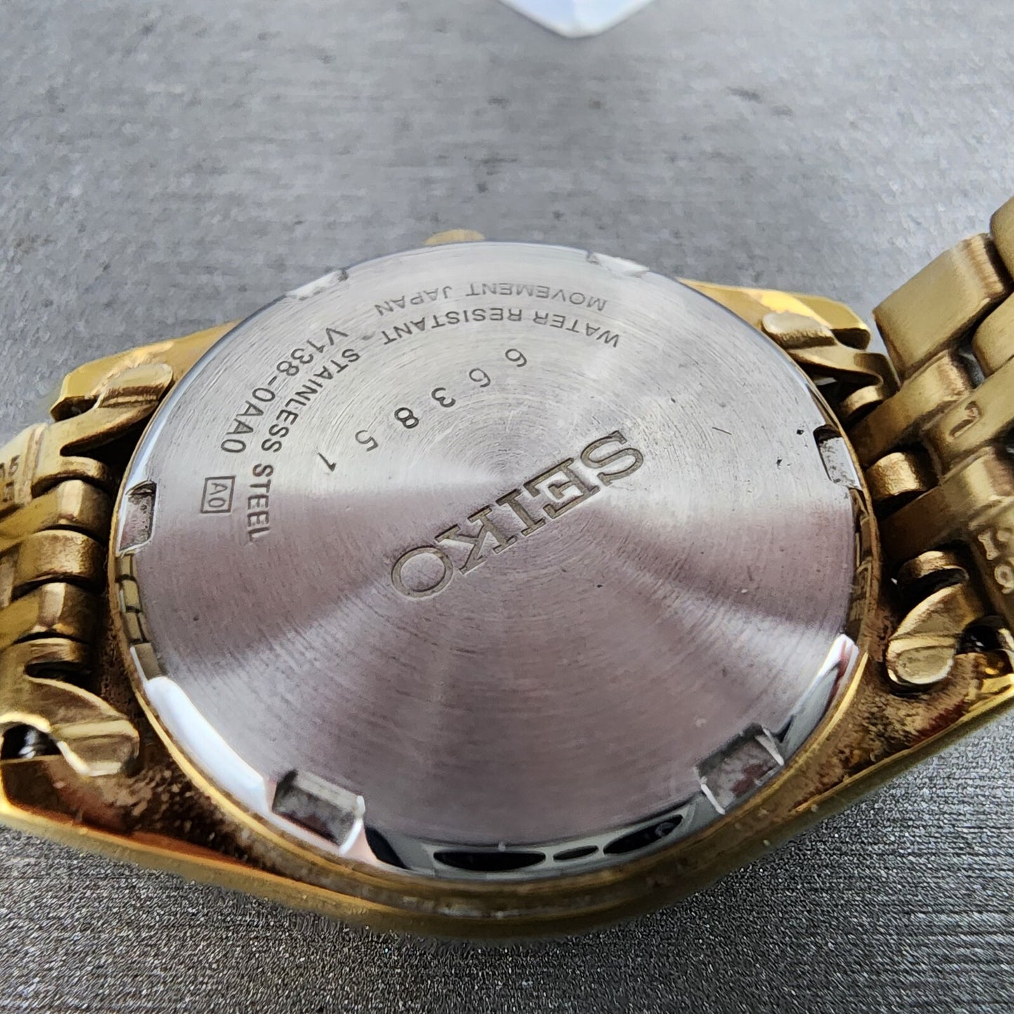 Seiko Solar Watch Women 26mm White Dial Gold Tone Daydate Round V138-0AA0 Runs