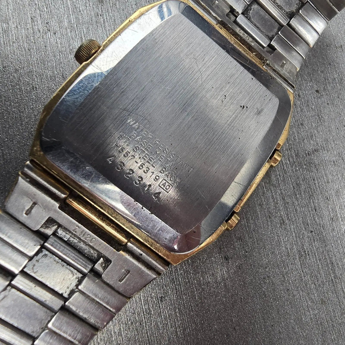 Seiko Watch Men 31mm Gold Dial Gold Tone Chrono Alarm H557-5319 New Battery10