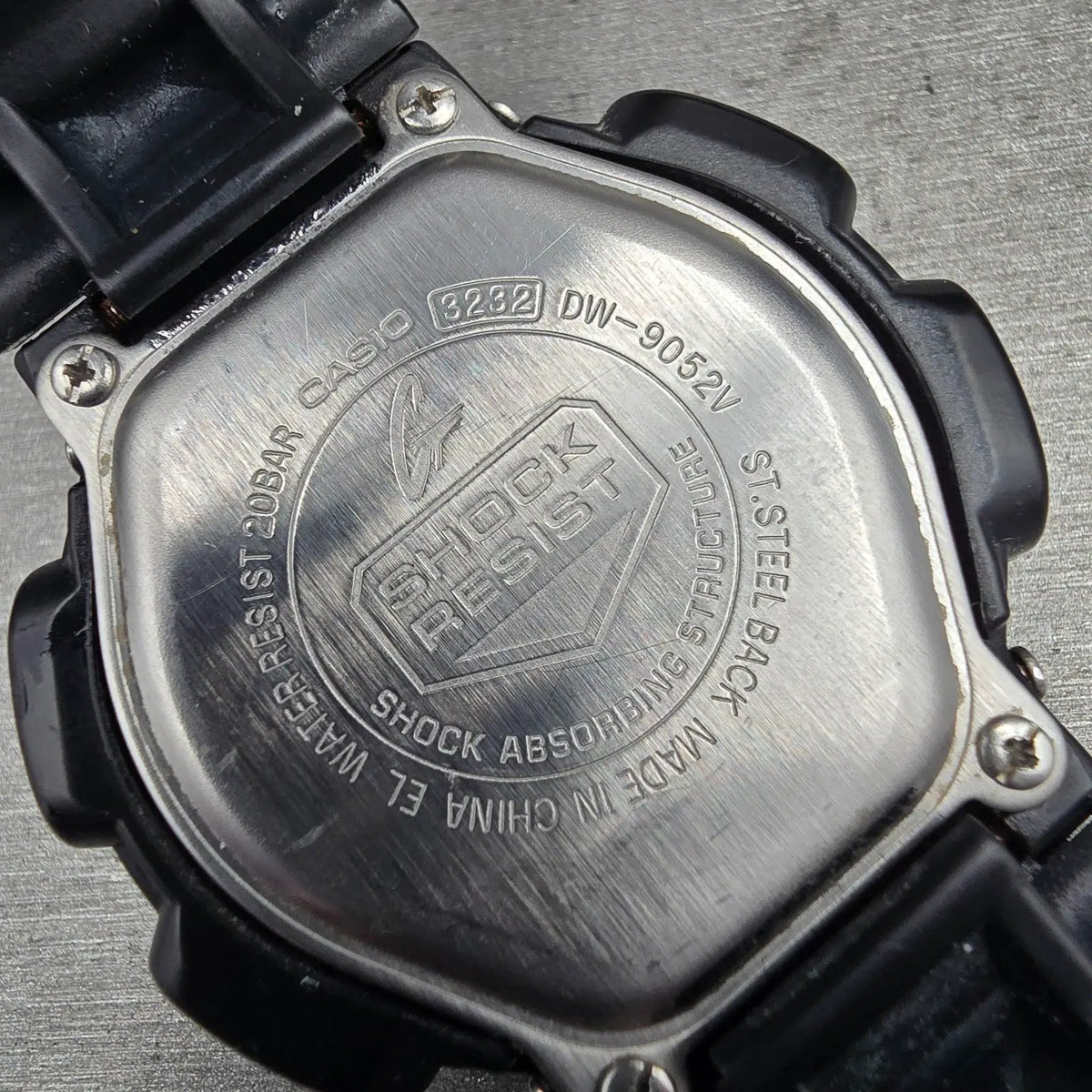 Casio G-Shock DW-9052V Watch Men 48mm Black Chrono Alarm Round READ! New Battery10