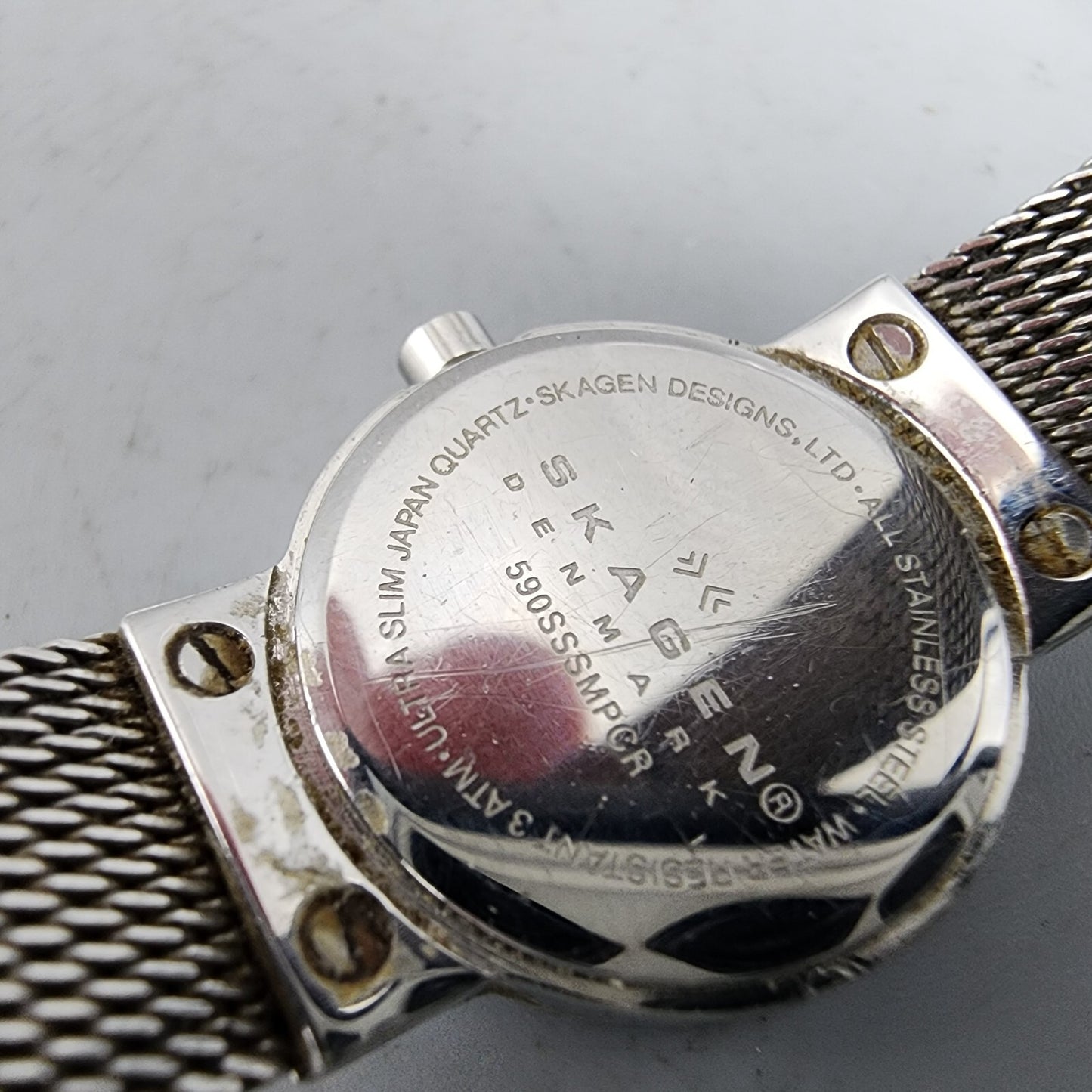 Skagen Steel Watch Women Silver Tone MOP Dial 19mm Round 590SSSMPCR New Battery