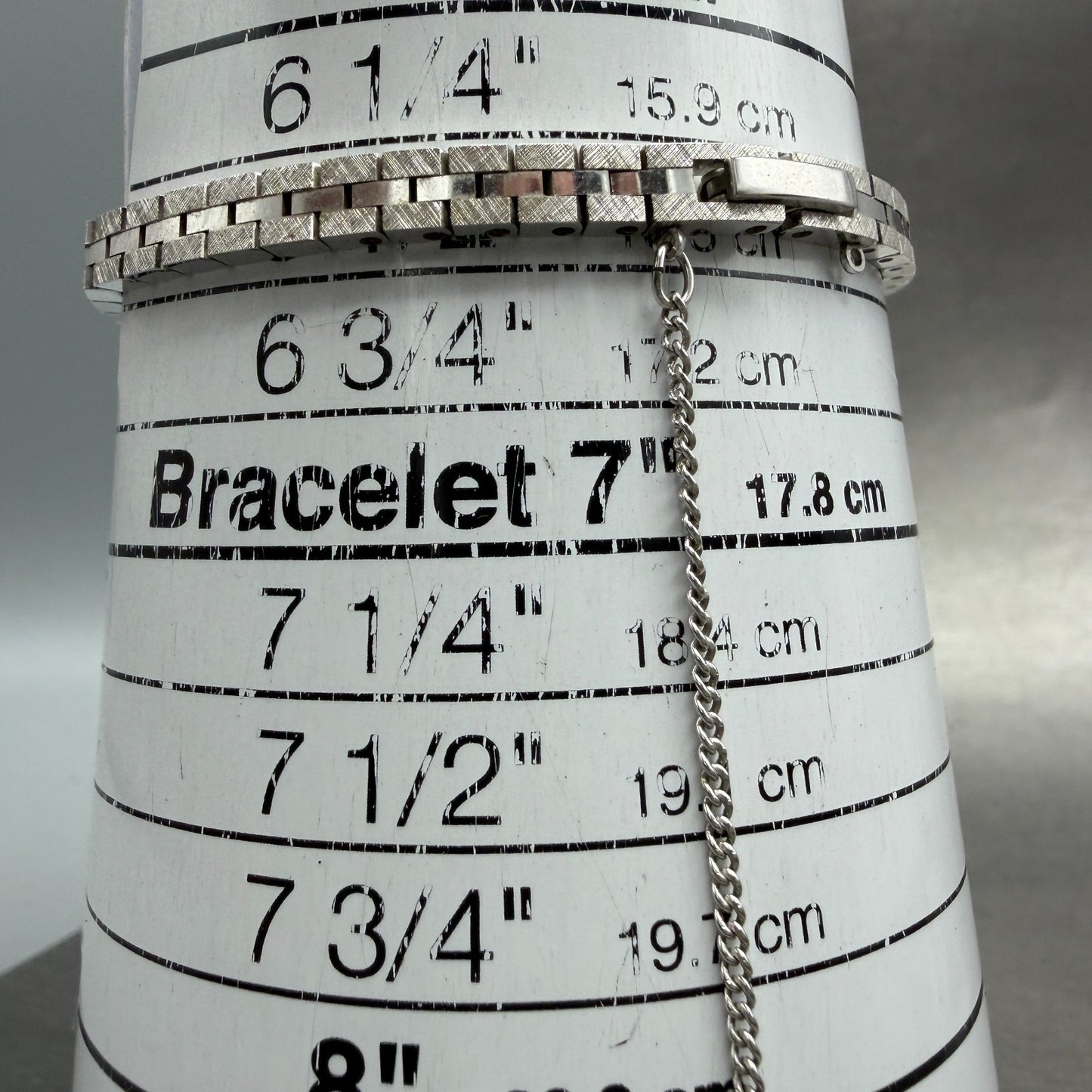 Seiko Watch Women 15mm Silver Dial Silver Tone Oval Manual 11-7430 Runs Vintage10