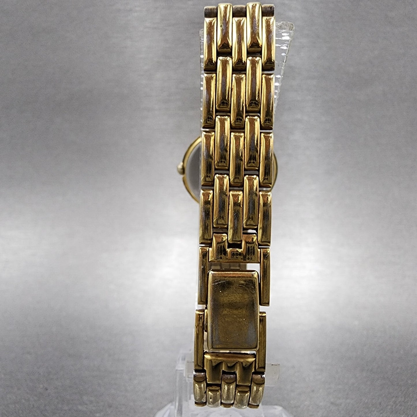 Seiko Watch Women 22mm White Dial Gold Tone Round 1n00-0a99 New Battery