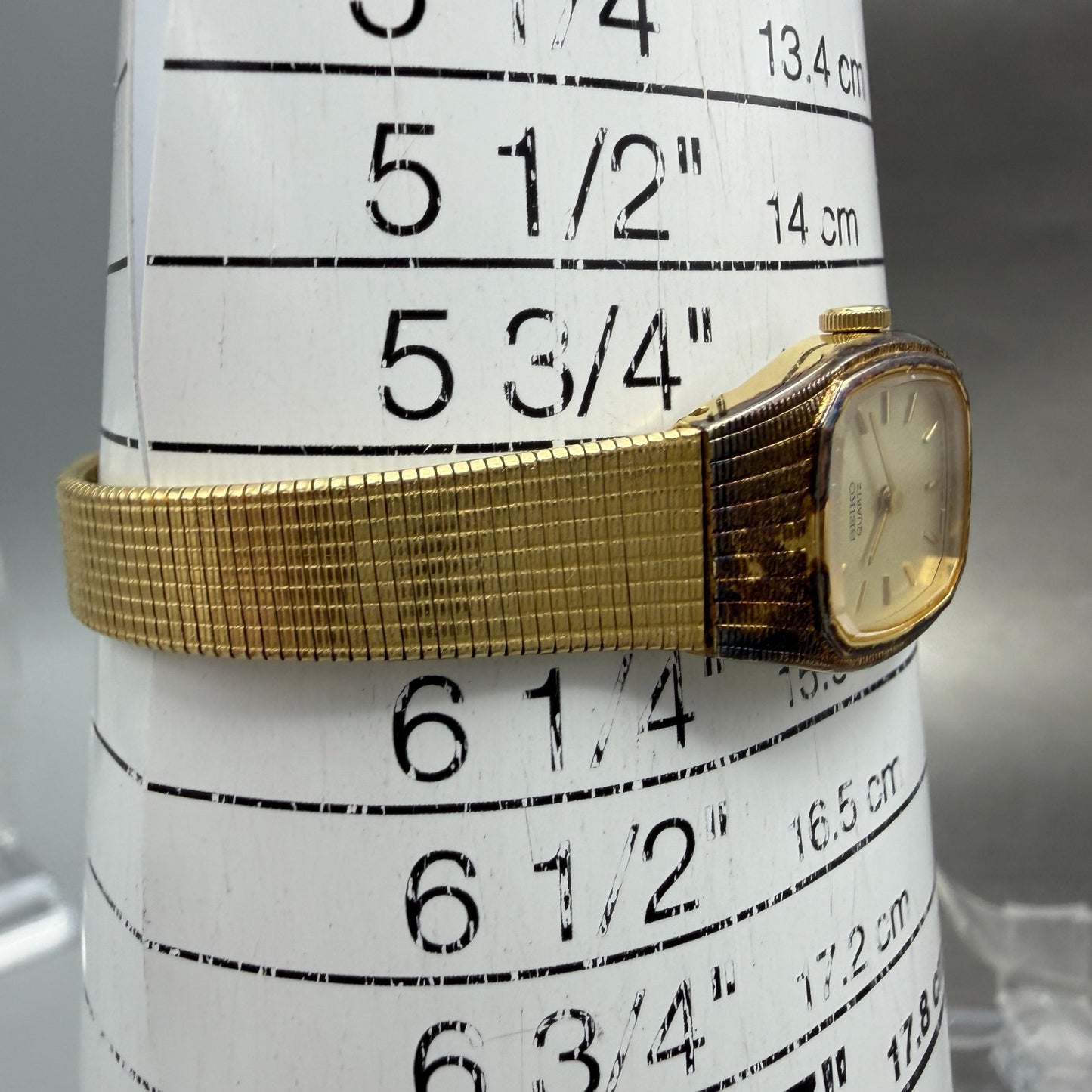 Seiko Watch Women 16mm Champagne Dial Gold Tone Rectangle 2c20-5569 New Battery310