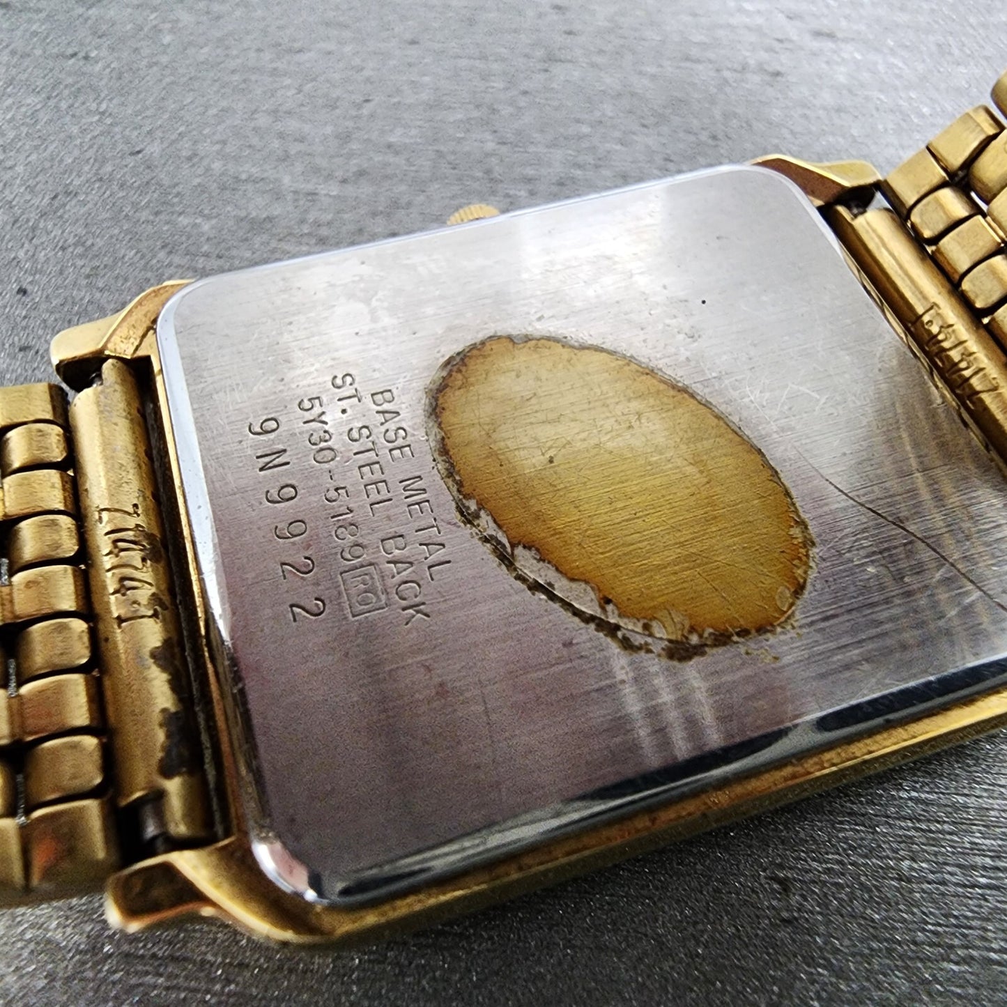 Seiko Tank Watch Men 27mm Black Dial Gold Tone Rectangle 5Y30-5189 New Battery