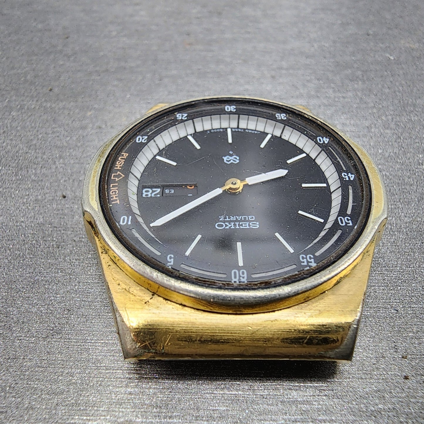 Seiko SQ Watch Men 37mm Black Dial Gold Tone Daydate 7559-6009 PARTS