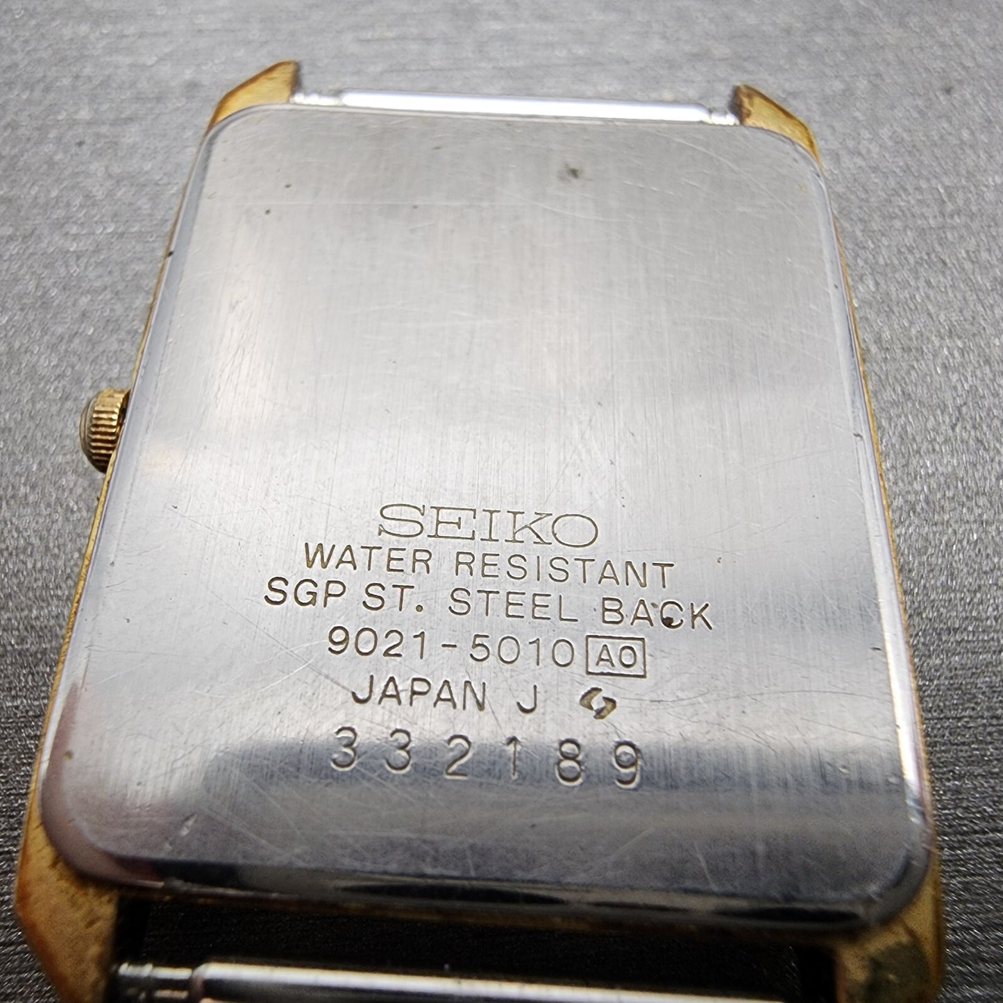 Seiko Tank Watch Men 25mm Champagne Dial Gold Tone Rectangle 9021-5010 New Batt