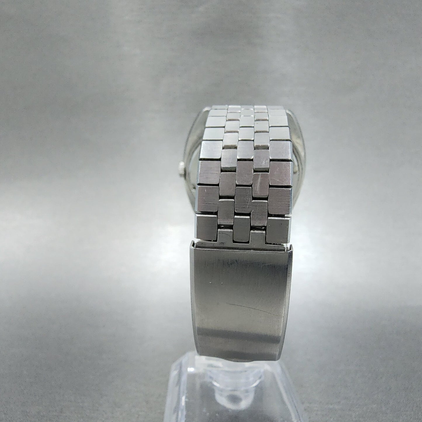 Seiko Lord Matic Watch Men 36mm Silver Dial Silver Tone Daydate 5606-7230 Runs