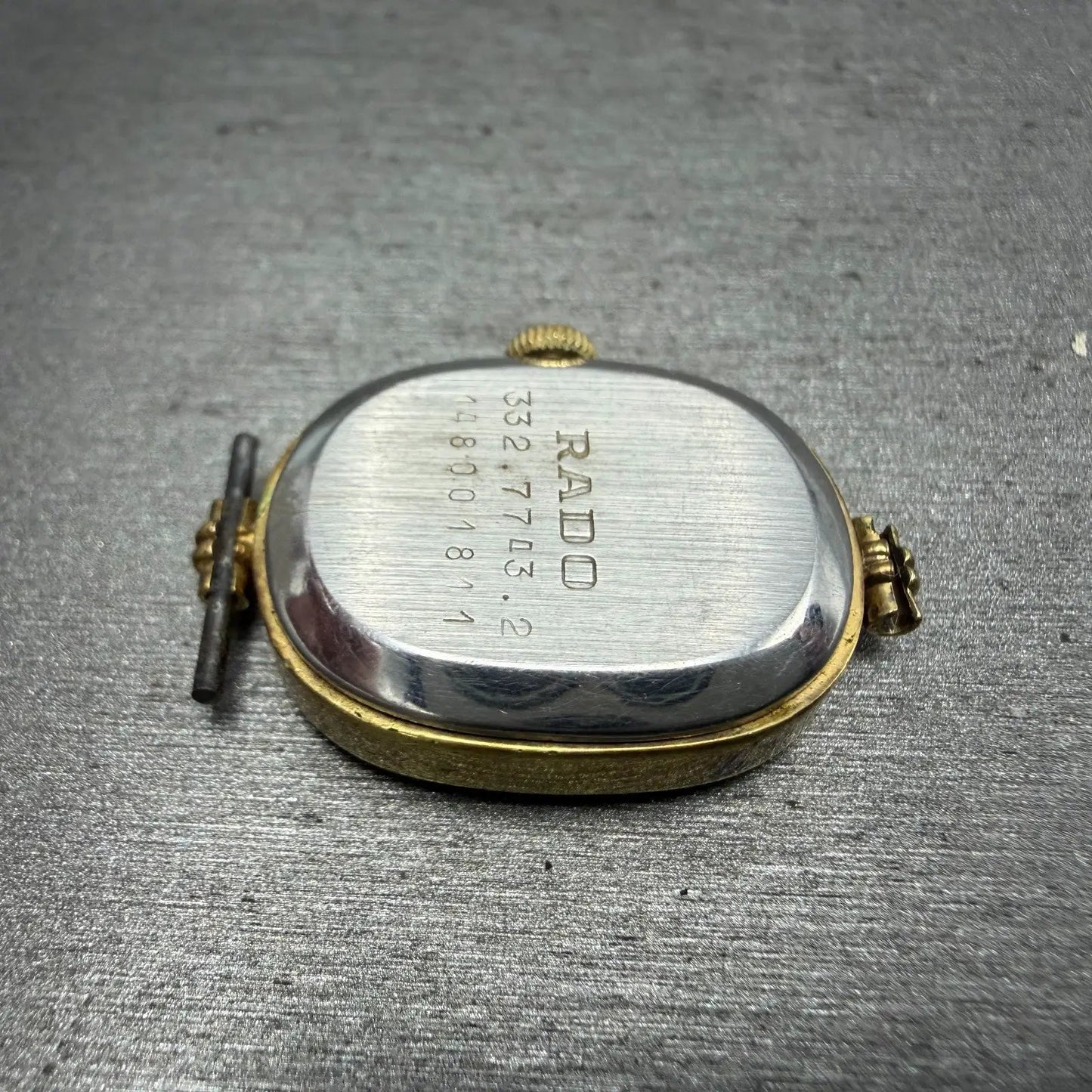 Rado Watch Women 20mm Gold Dial Gold Tone Oval Manual Wind Runs 332.7743.211