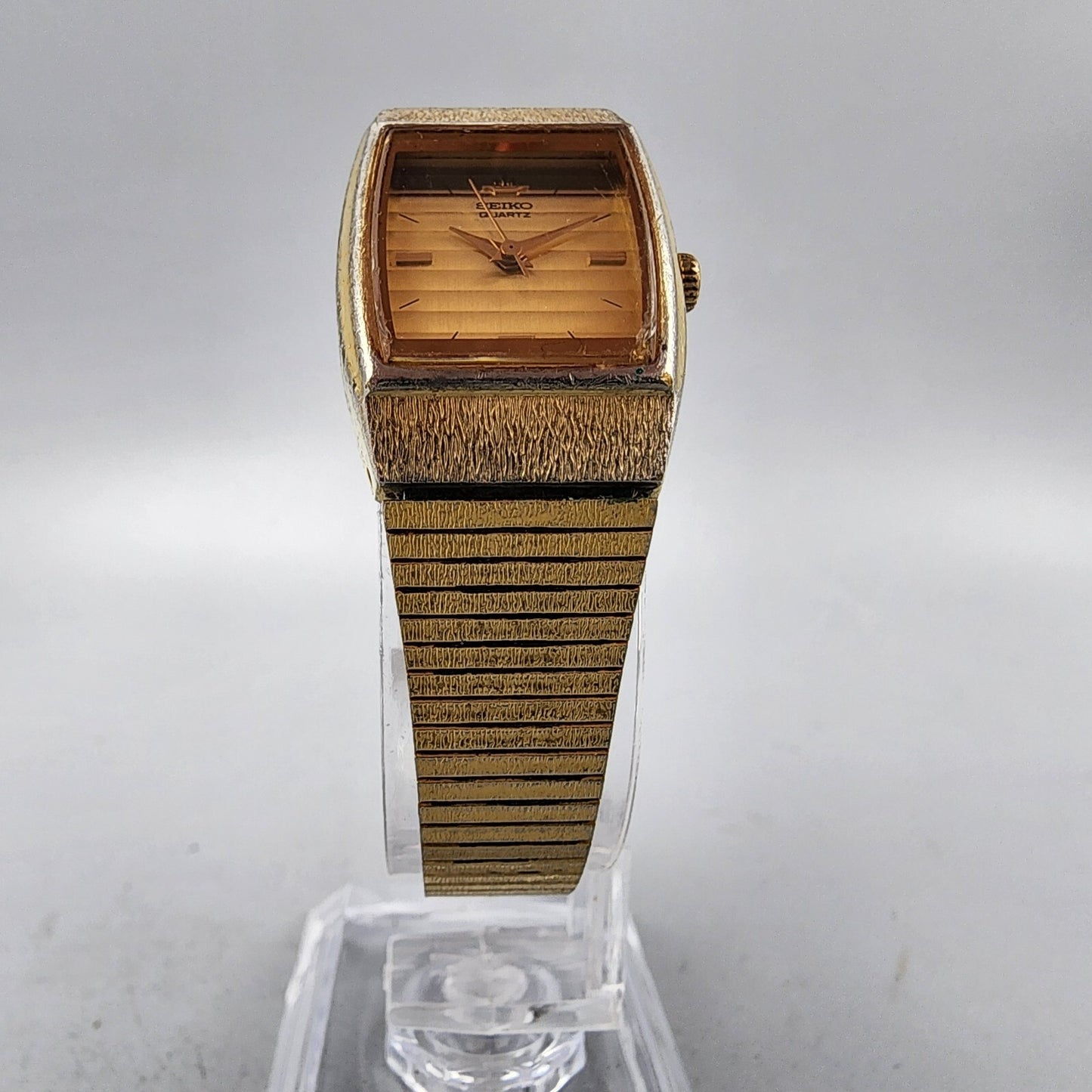 VTG Seiko Watch Women 20mm Gold Dial Gold Tone 8Y21-5000 Tonneau New Battery
